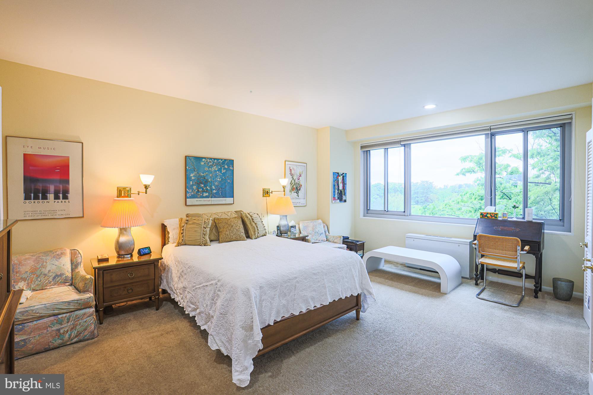 PIKESVILLE - Residential