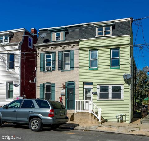 Photo of 923 Blunston Street, COLUMBIA, PA 17512 (MLS # PALA2078174)