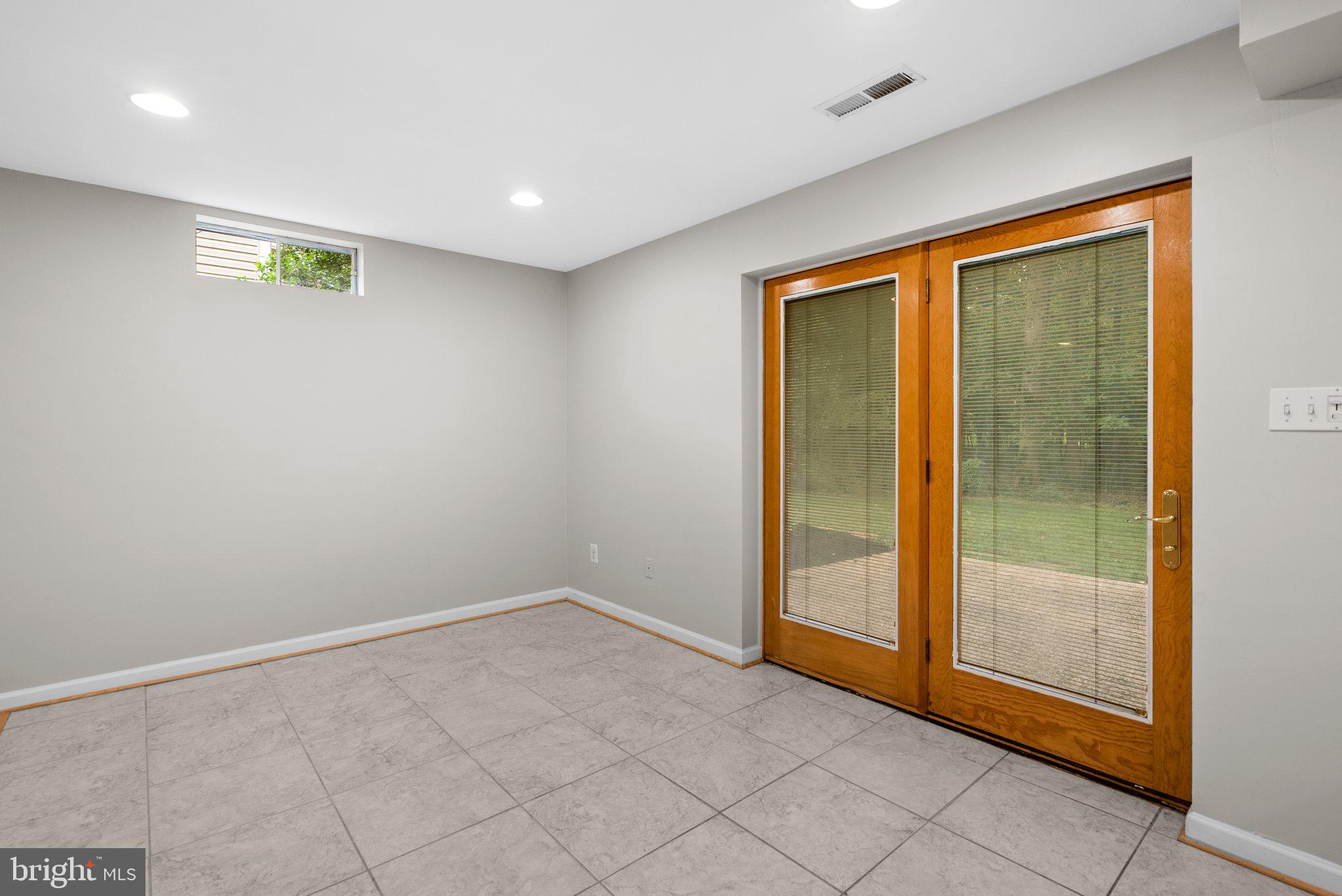 FRANKLIN FARM - Residential