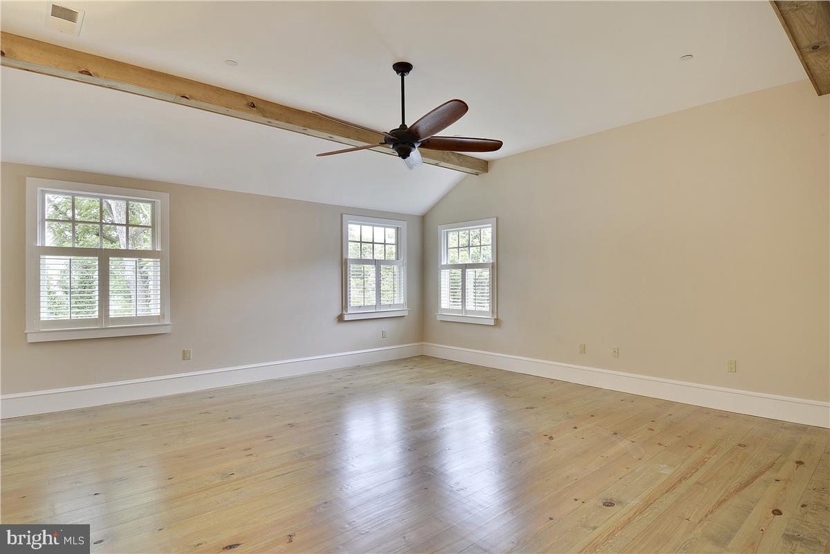 EASTPORT - Residential