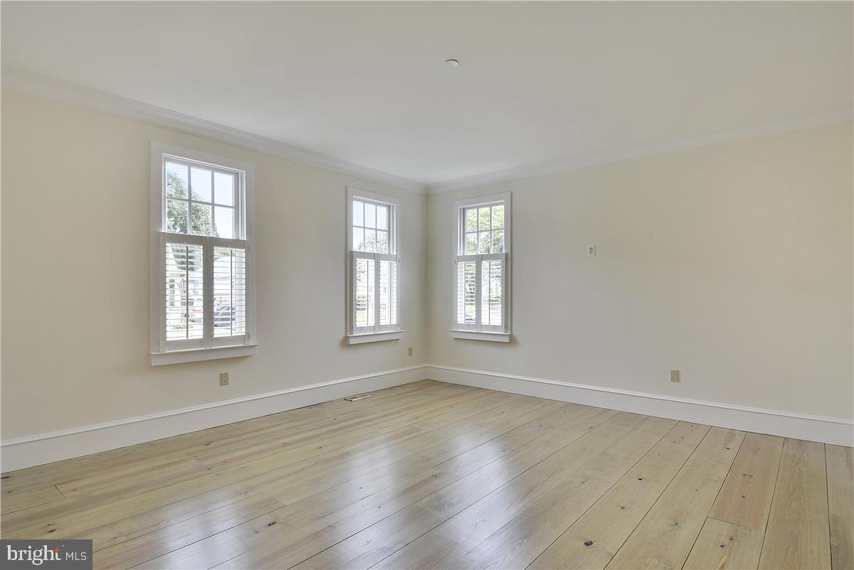 EASTPORT - Residential