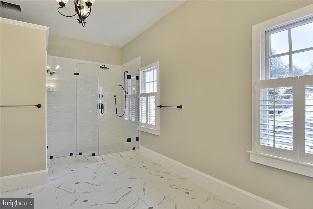 EASTPORT - Residential