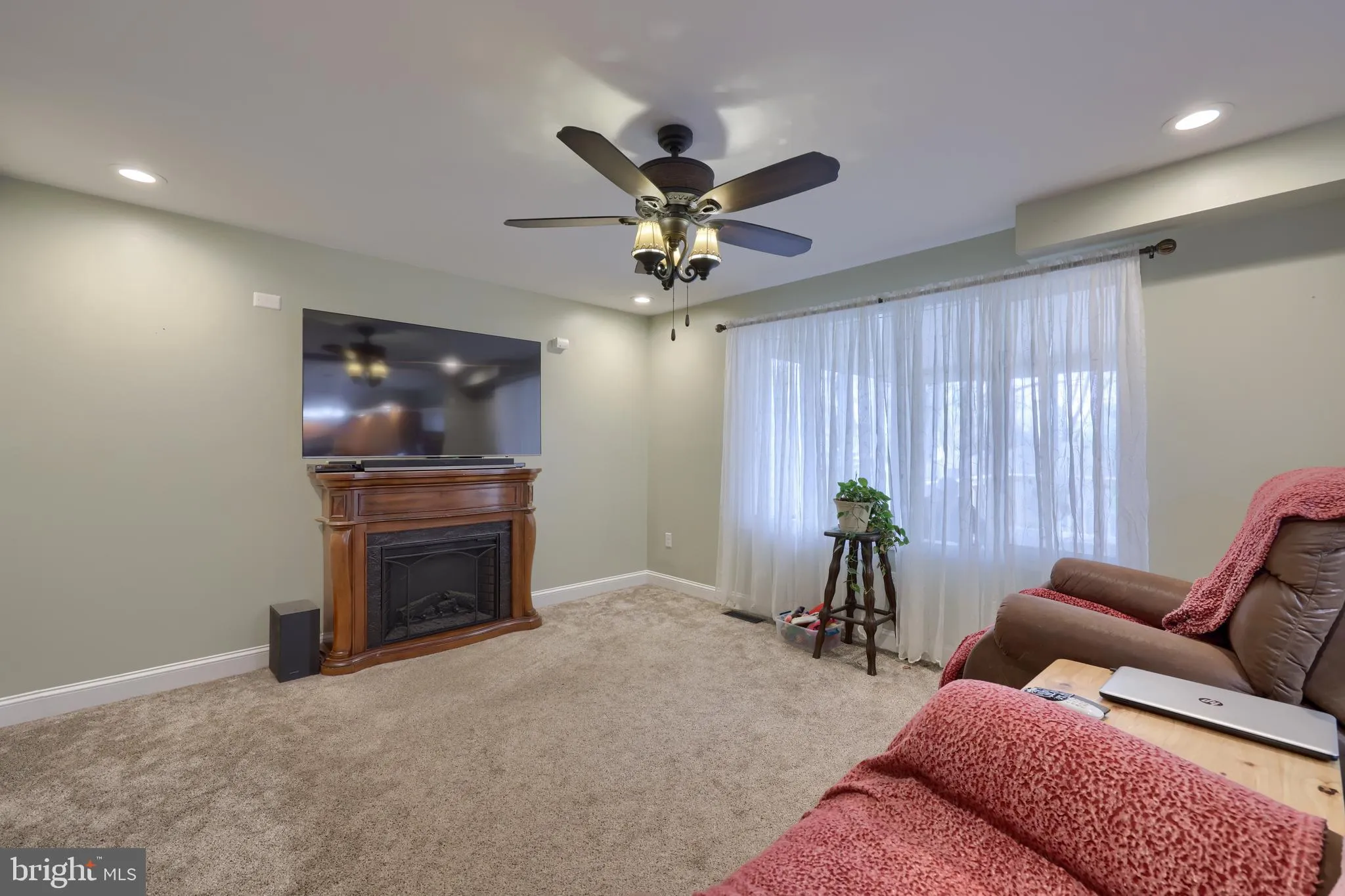 Peach Bottom, Pennsylvania 17563, United States, 4 Bedrooms Bedrooms, ,4 BathroomsBathrooms,Residential,Pending,110216