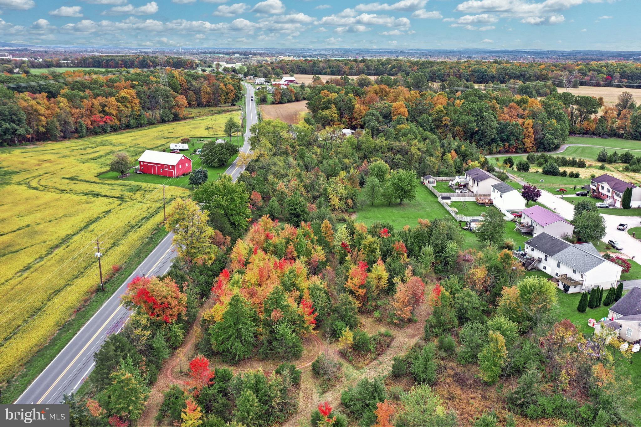 BONNEAUVILLE BOROUGH - Land