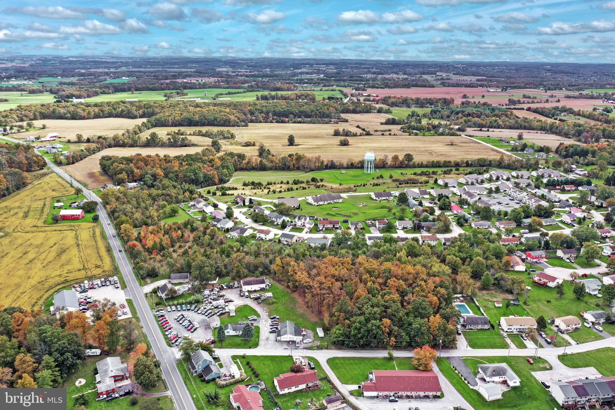 BONNEAUVILLE BOROUGH - Land