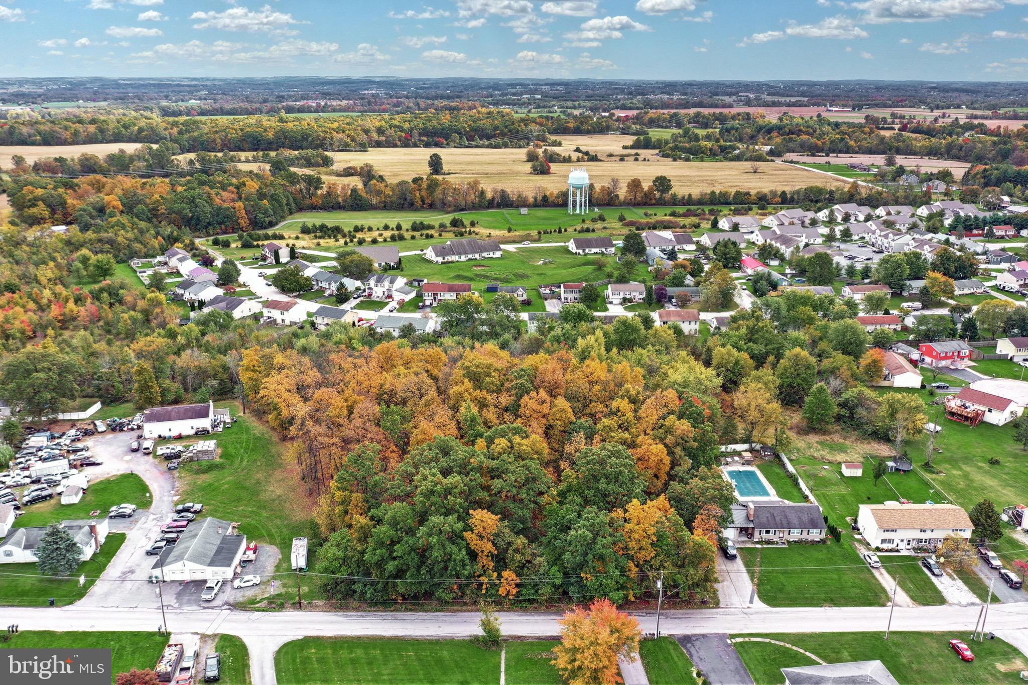 BONNEAUVILLE BOROUGH - Land
