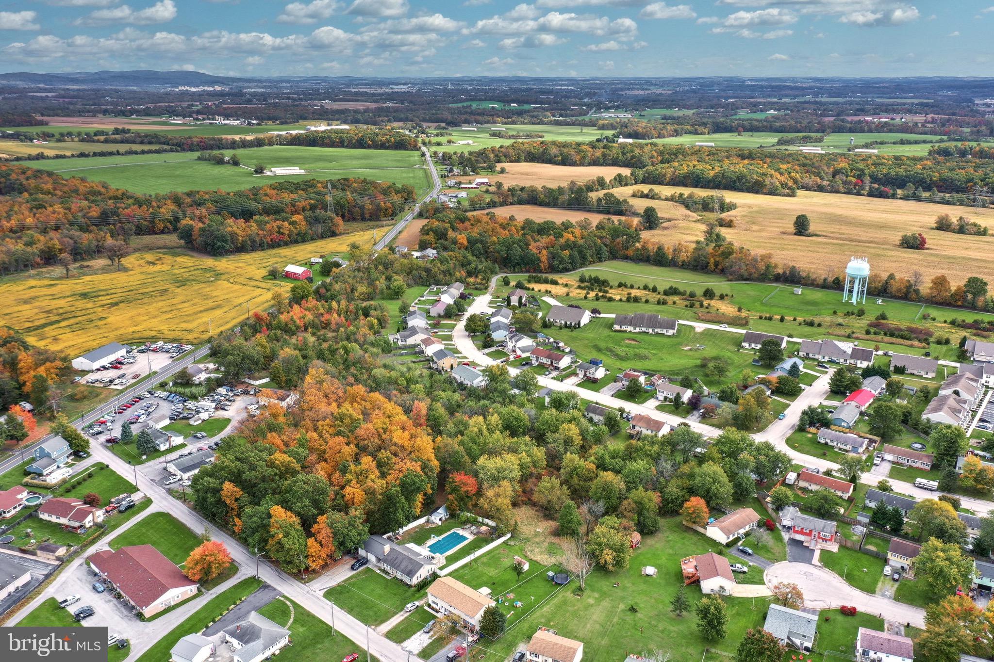 BONNEAUVILLE BOROUGH - Land