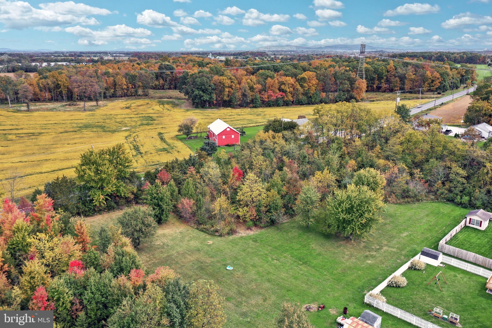 7.90 Acre lot available in Bonneauville Land borders Hanover Road and Hickory
Avenue. Water / sewer hookup is available. Water is $1,709.00. Sewer EDU is $8,341.00
partially wooded level lot in a great location! Near Hanover, Littlestown, New Oxford, Rt 15, and 4 minutes to historic downtown Gettysburg and Battlefields.