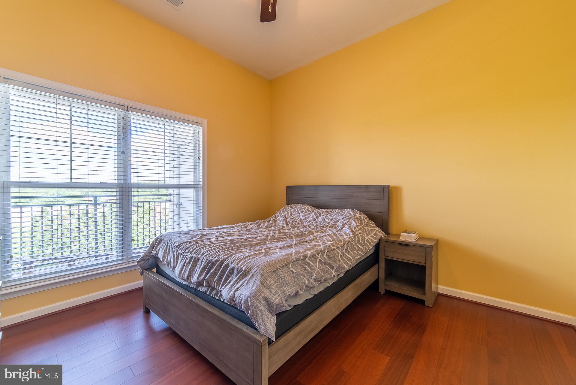 CHANTILLY PARK - Residential