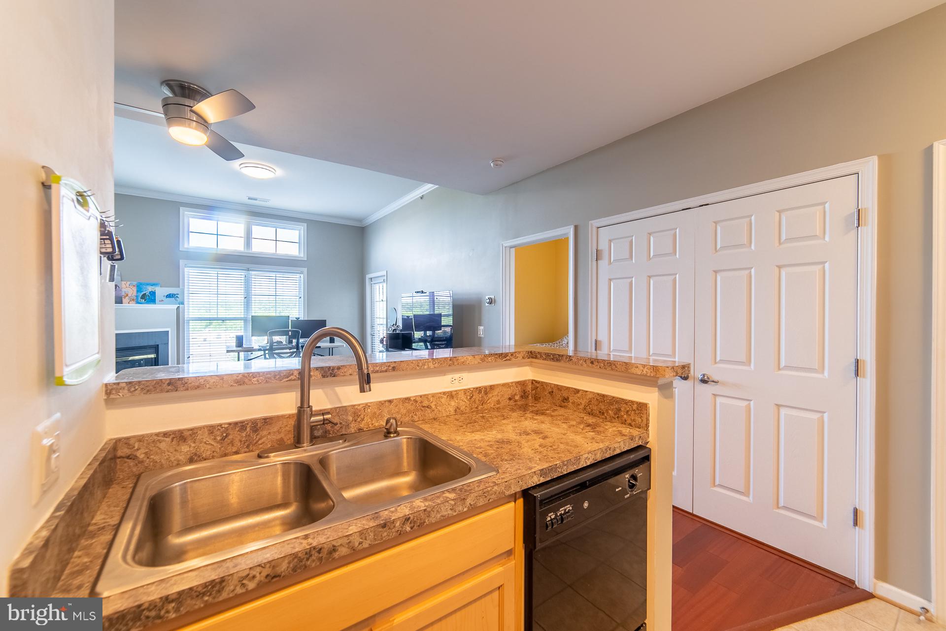 CHANTILLY PARK - Residential