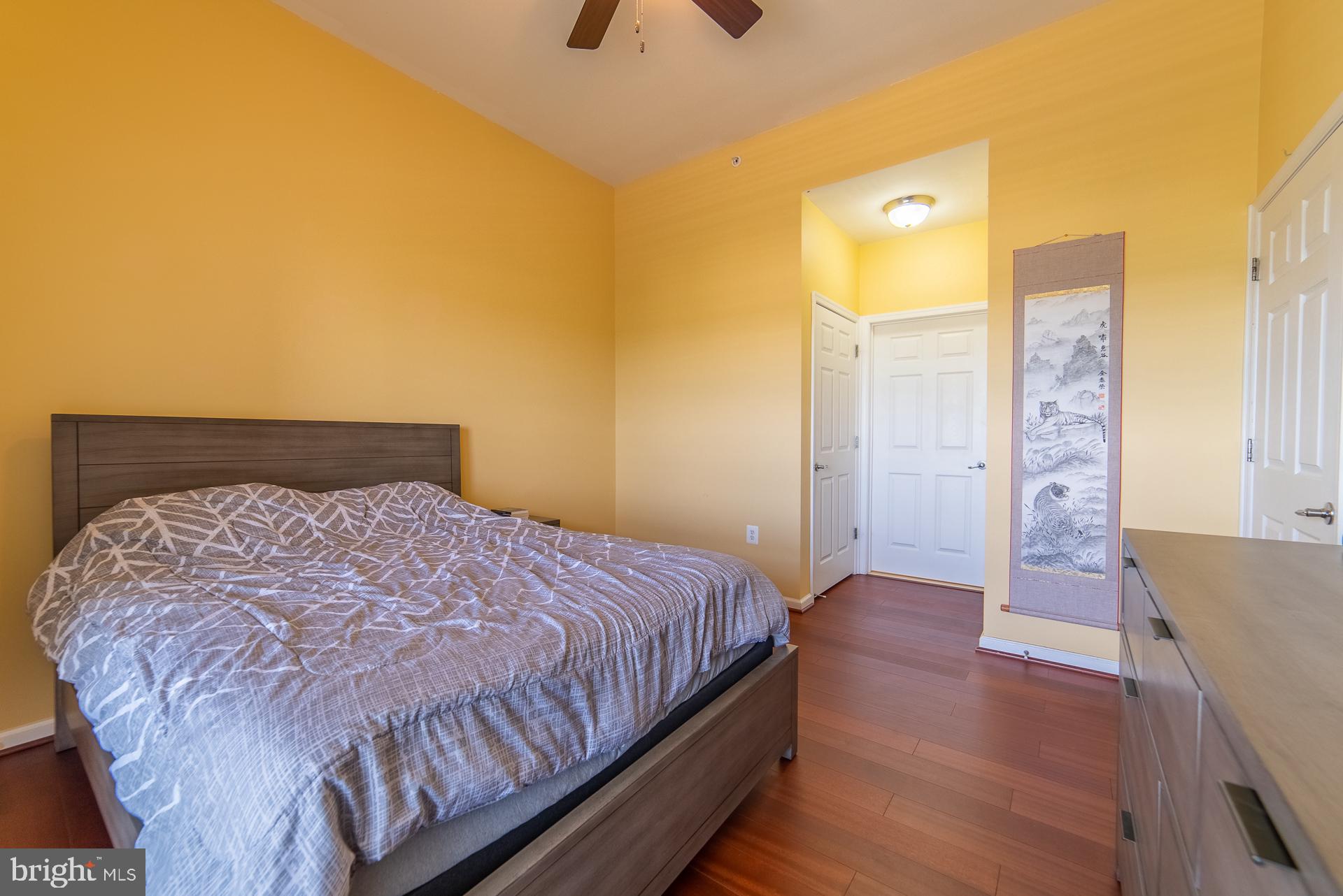 CHANTILLY PARK - Residential