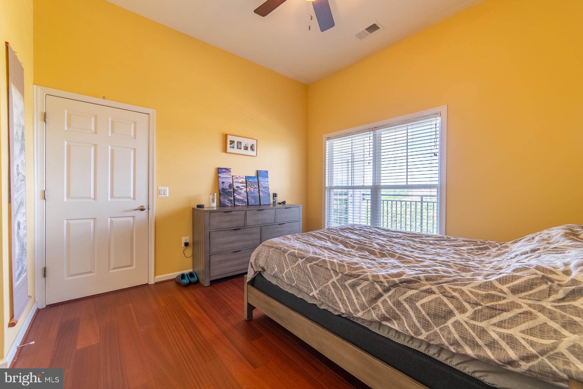 CHANTILLY PARK - Residential