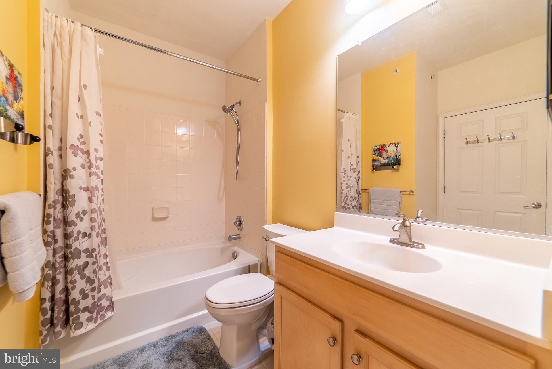 CHANTILLY PARK - Residential