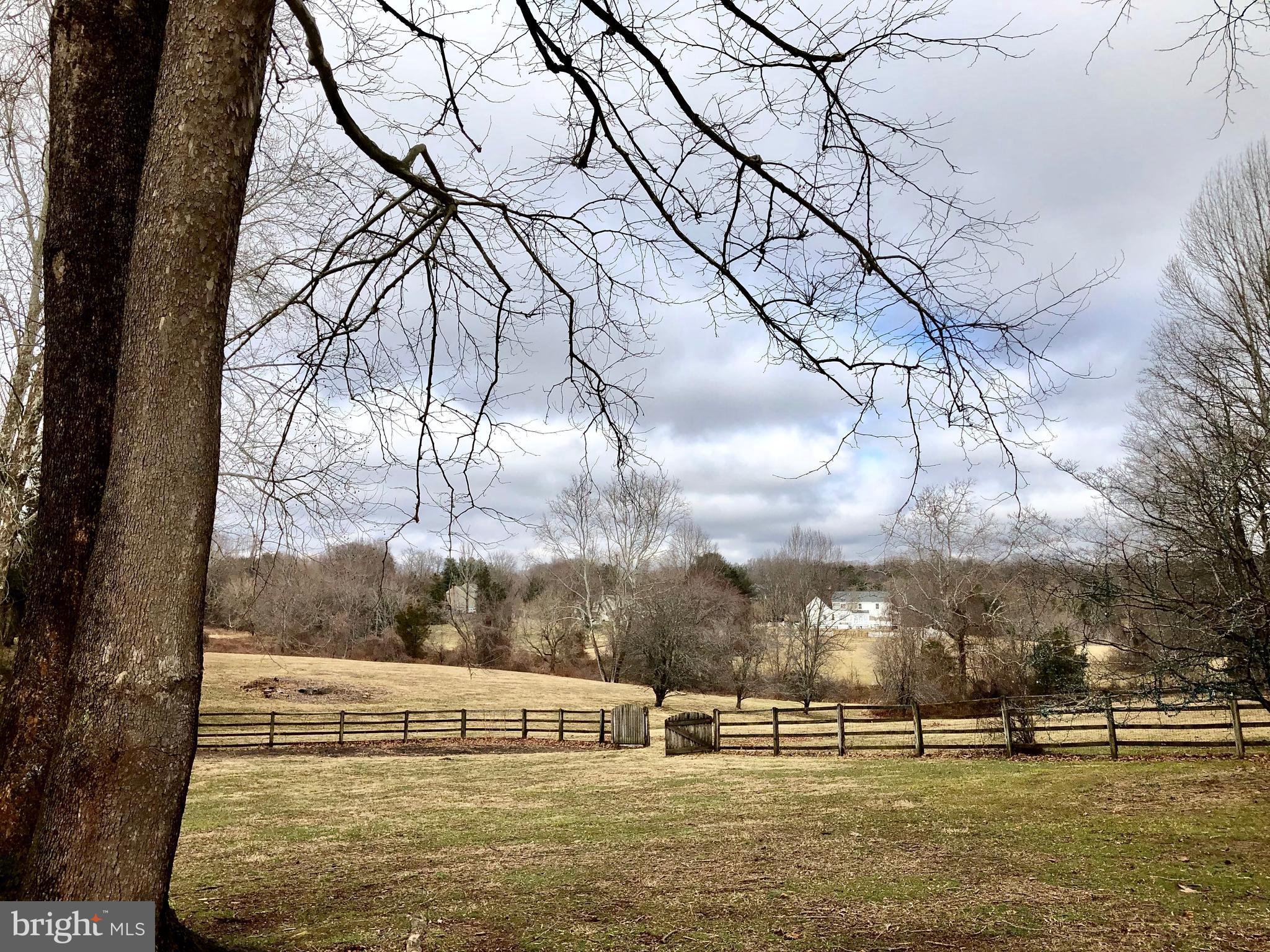 SUNSHINE ACRES - Residential