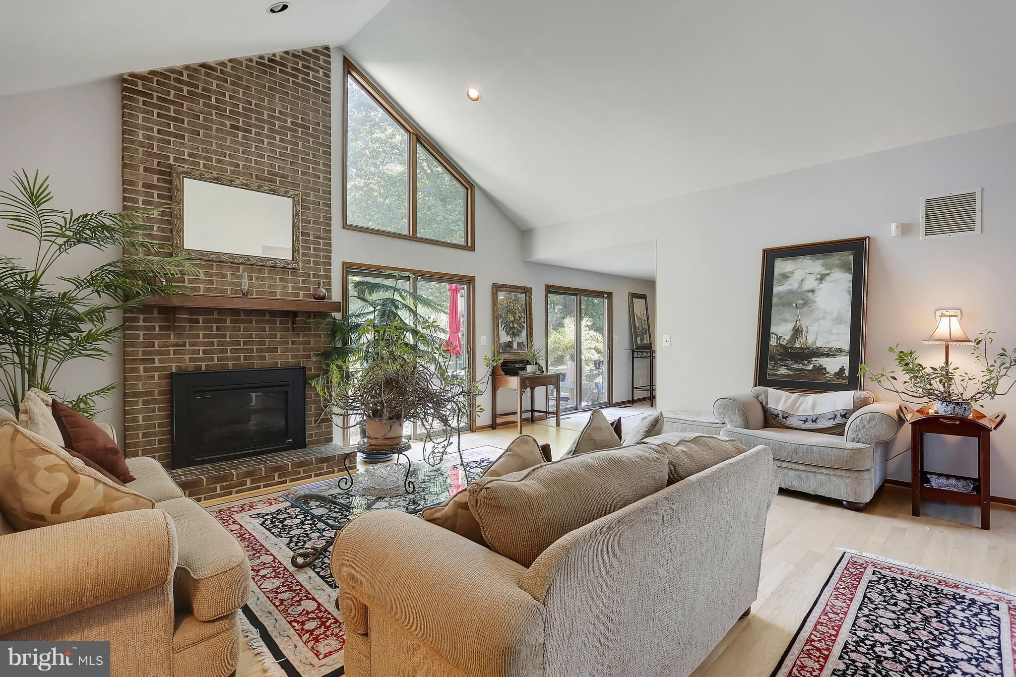 SUNSHINE ACRES - Residential