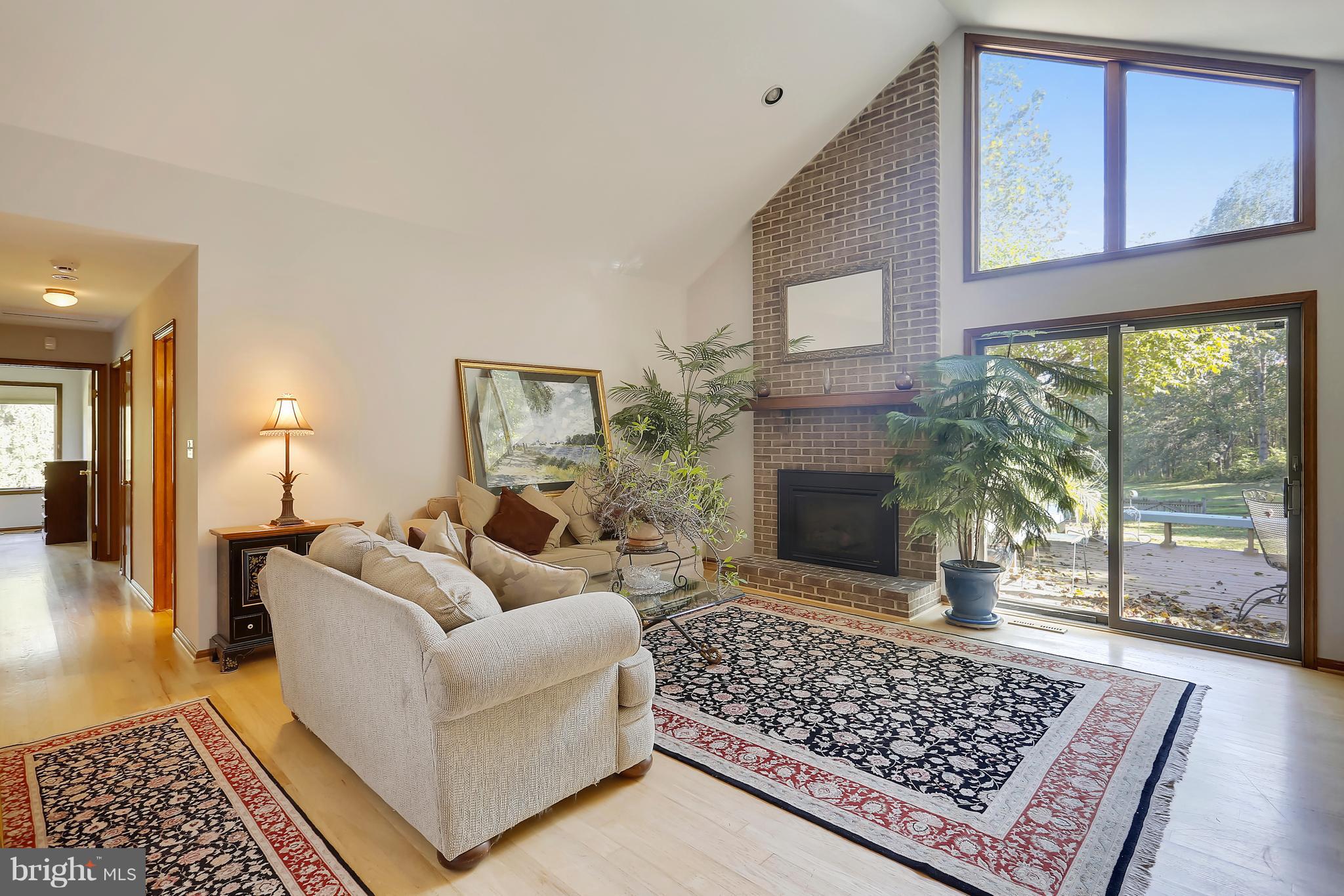 SUNSHINE ACRES - Residential