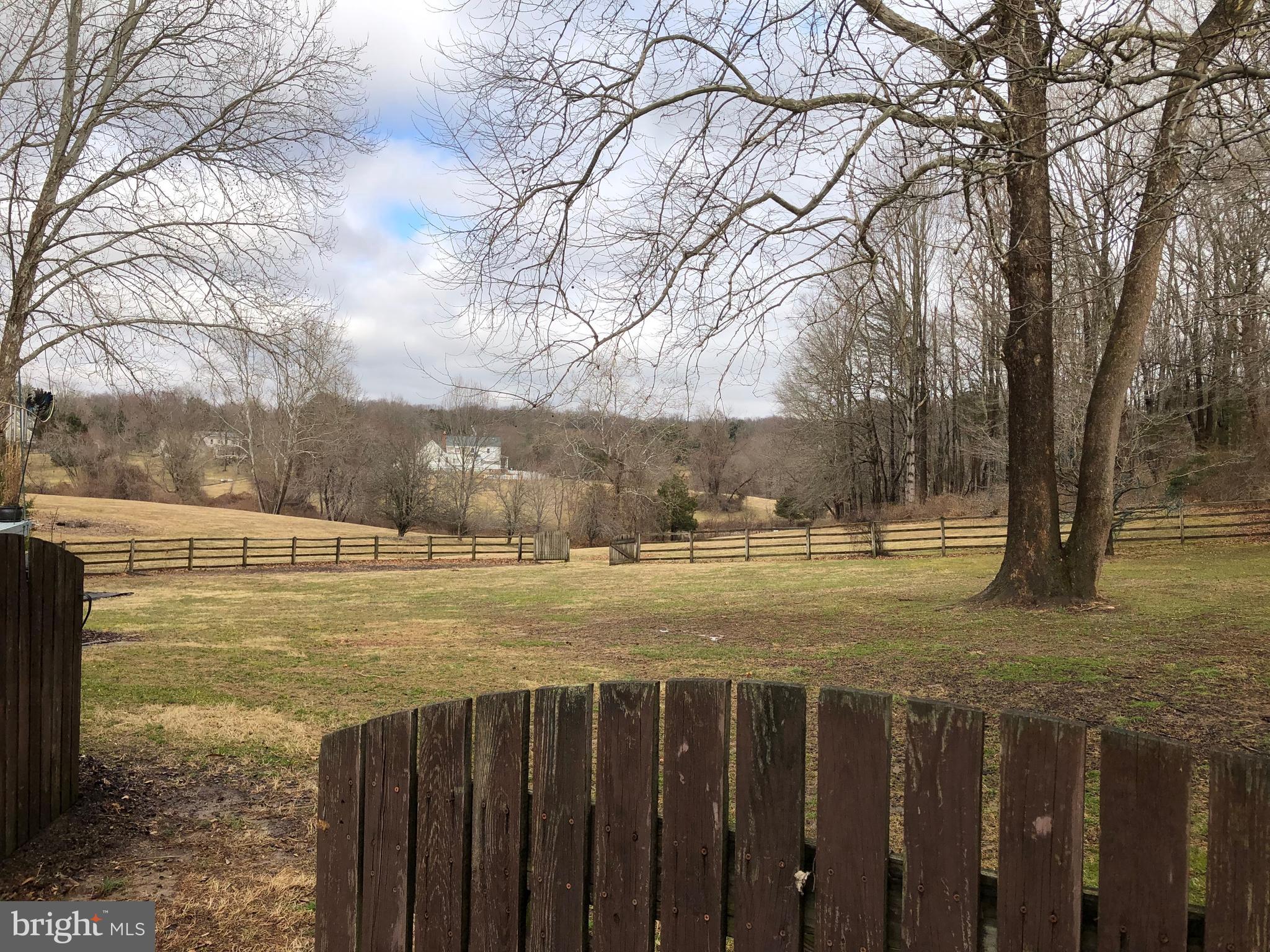 SUNSHINE ACRES - Residential