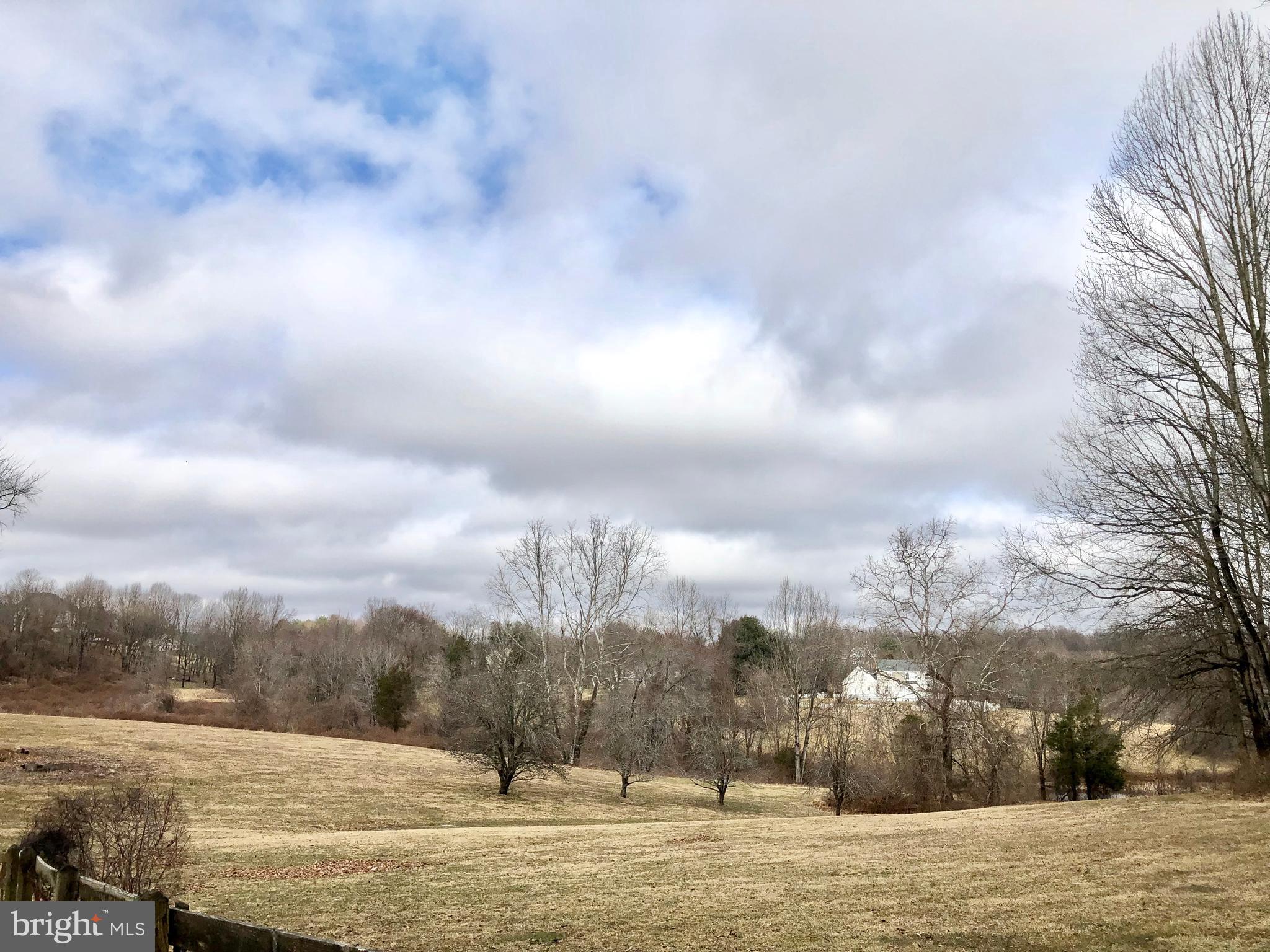 SUNSHINE ACRES - Residential