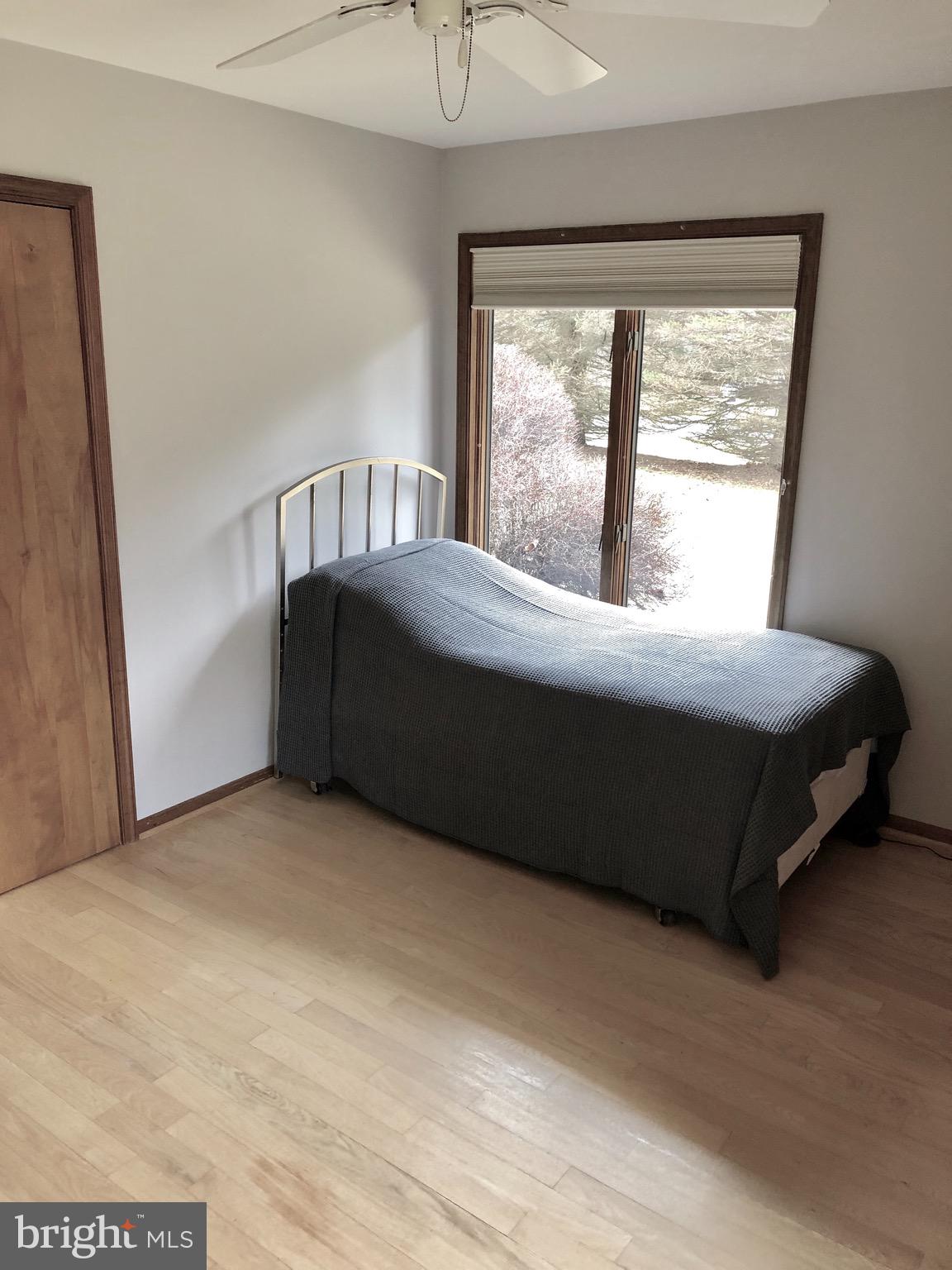 SUNSHINE ACRES - Residential