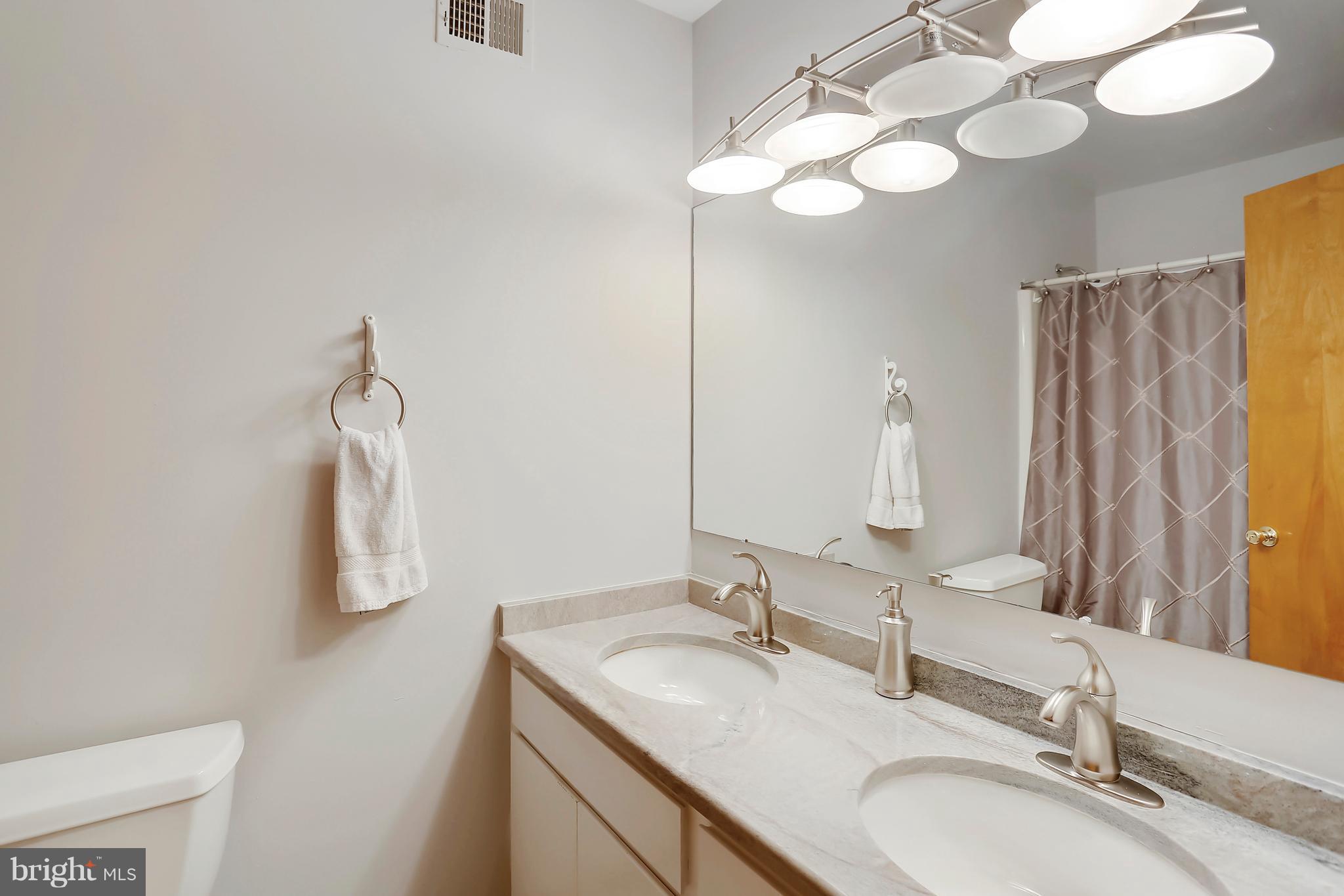 SUNSHINE ACRES - Residential