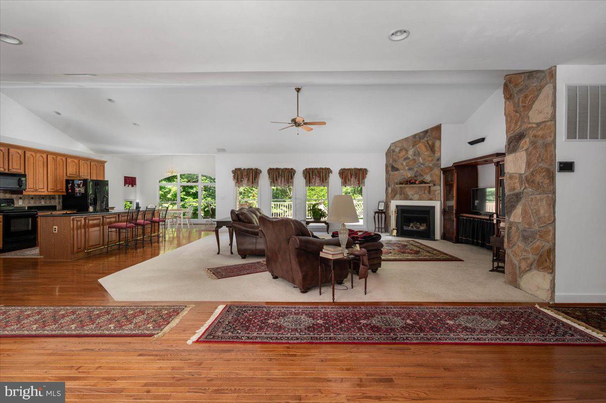 PAYNES FARM - Residential
