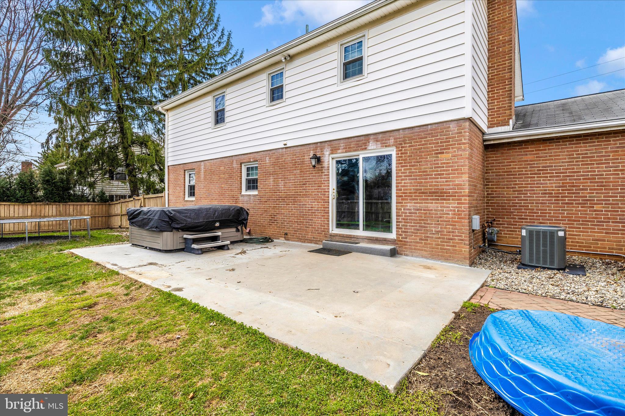 ROCK CREEK ESTATES - Residential