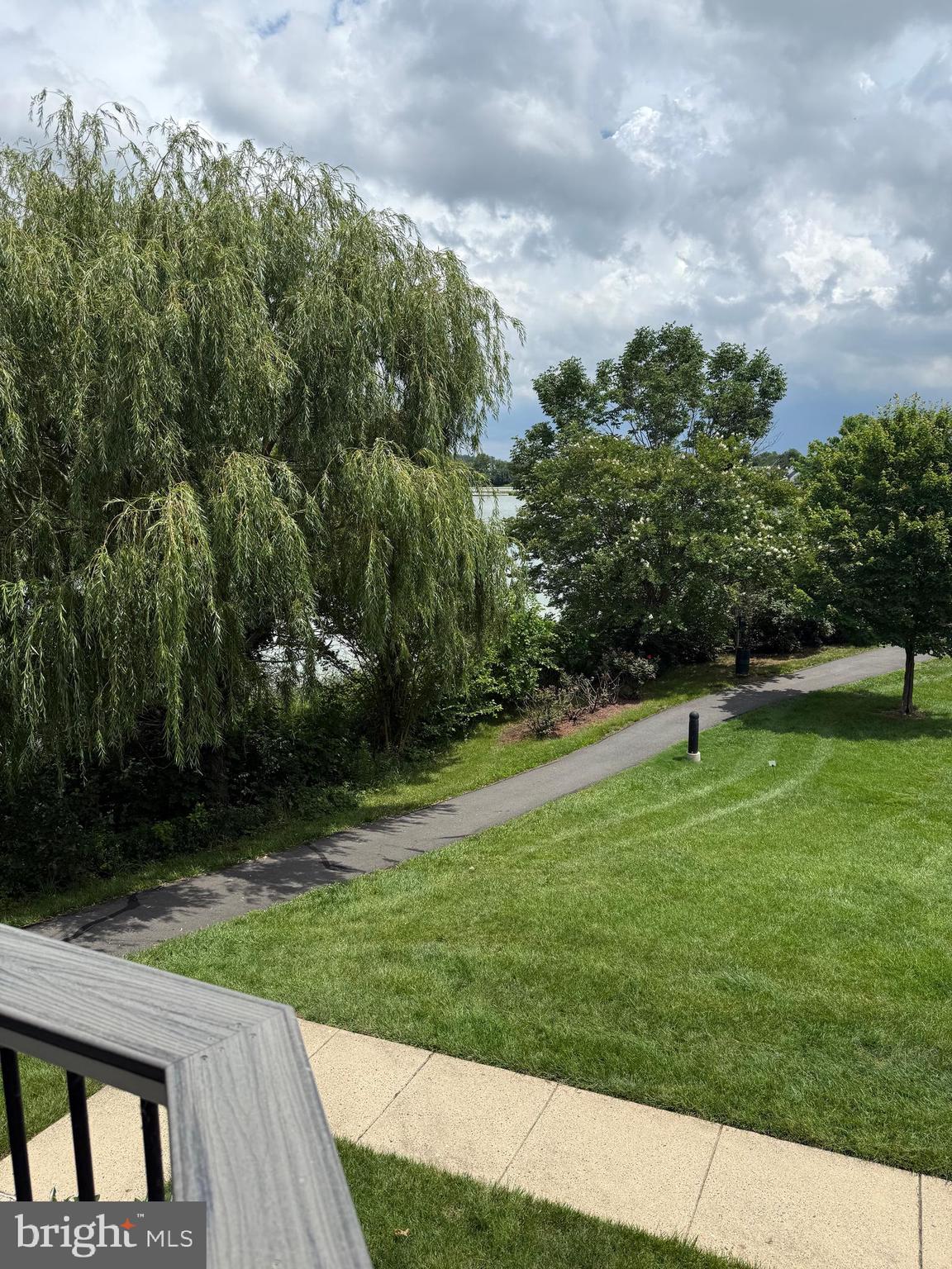 ASHBROOK VILLAGE - Residential Lease