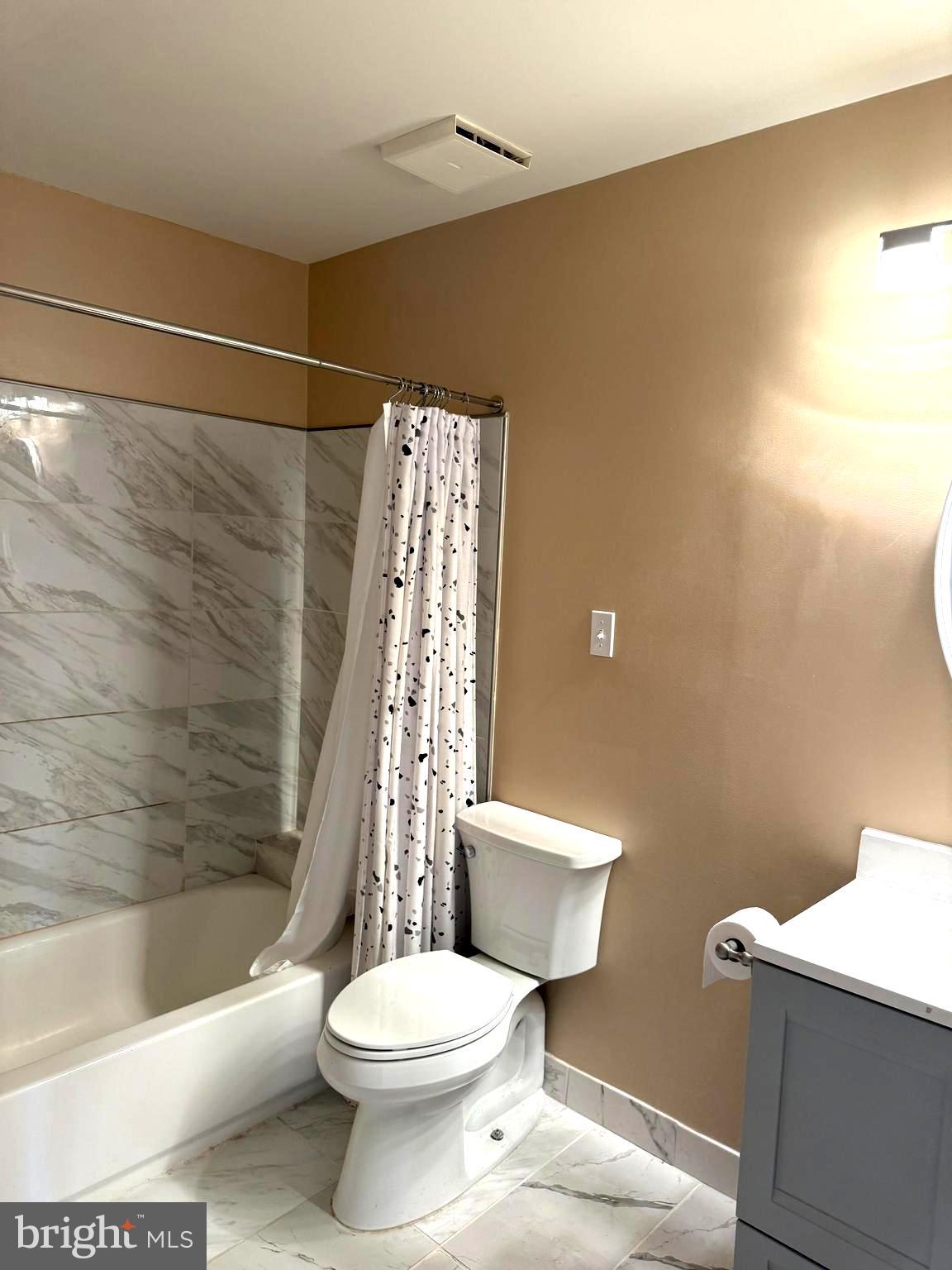 ASHBROOK VILLAGE - Residential Lease