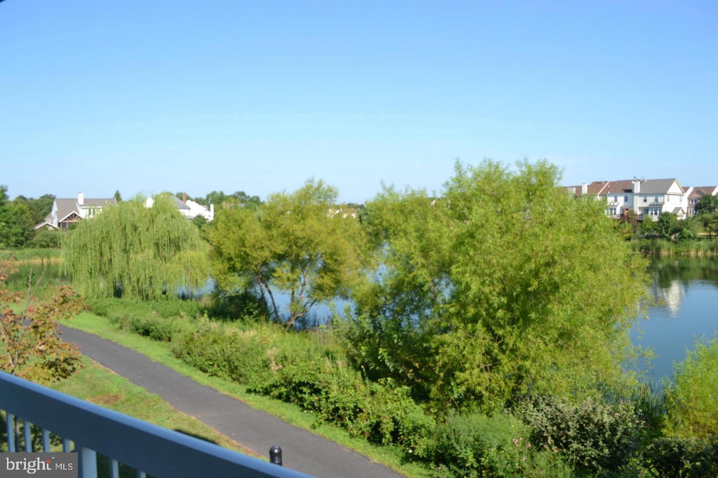 ASHBROOK VILLAGE - Residential Lease