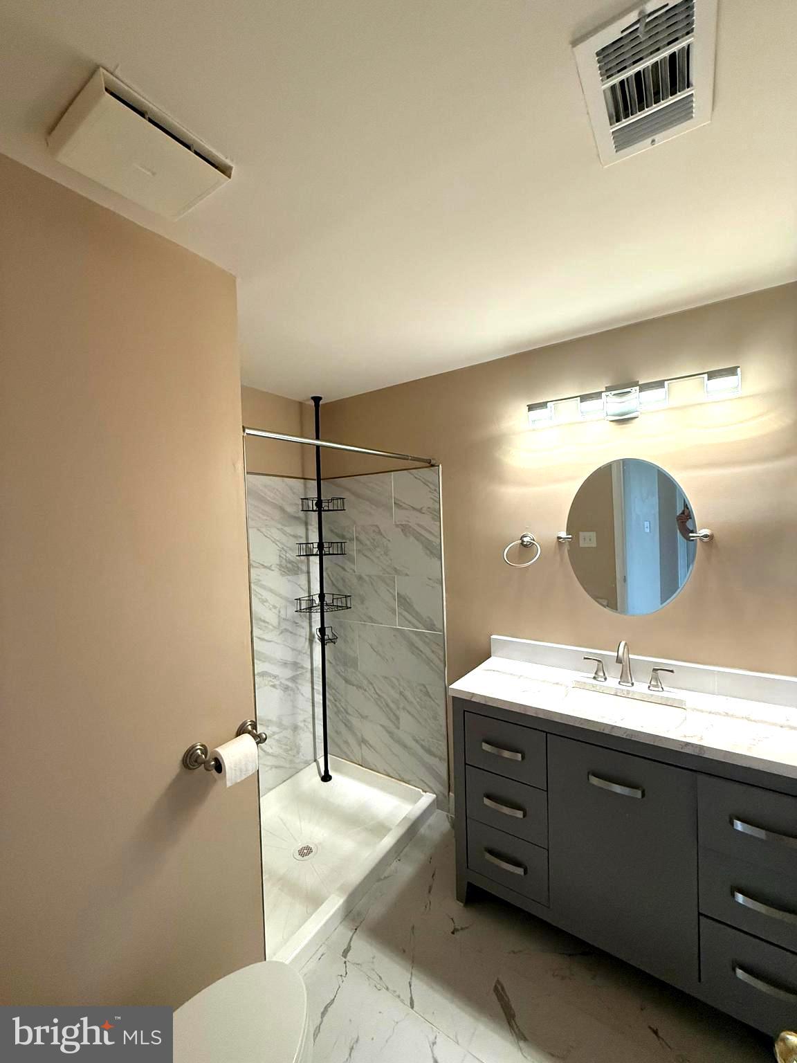 ASHBROOK VILLAGE - Residential Lease