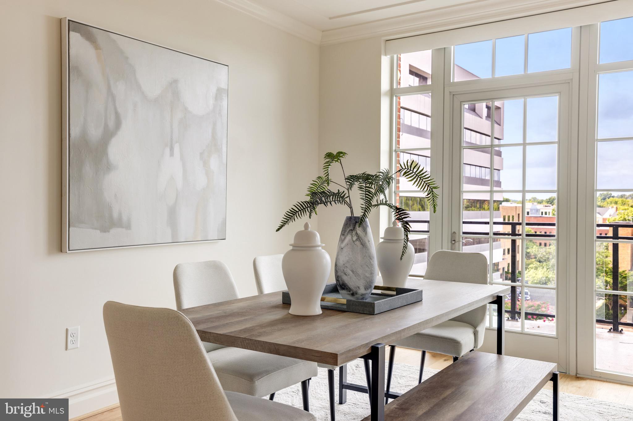 THE SIGNET - Residential