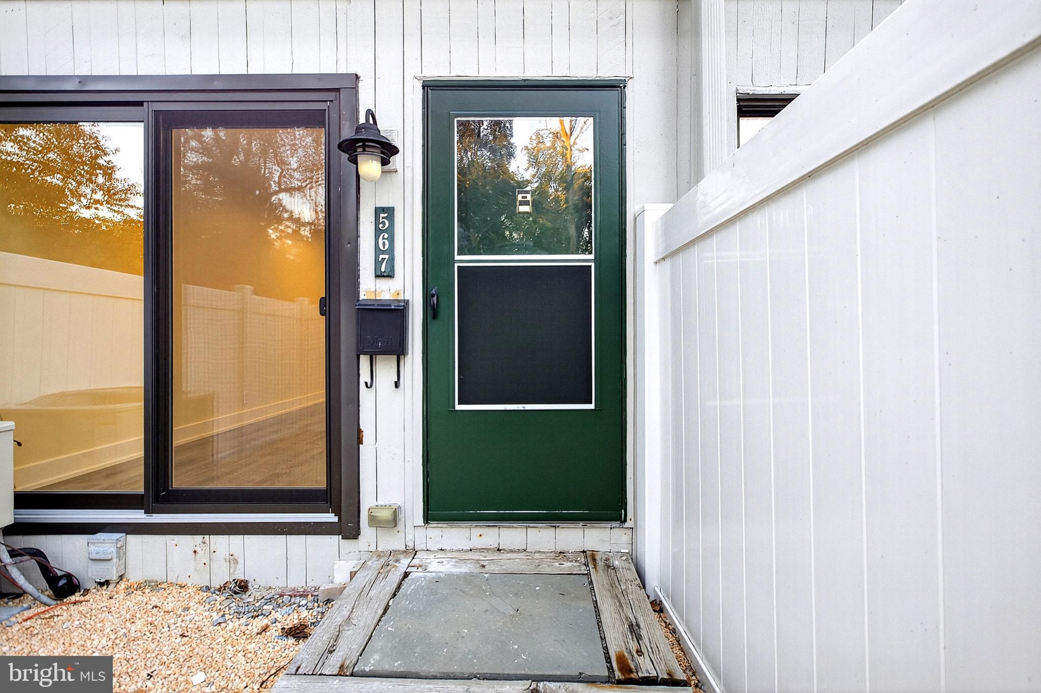 SUMMIT HOUSE - Residential