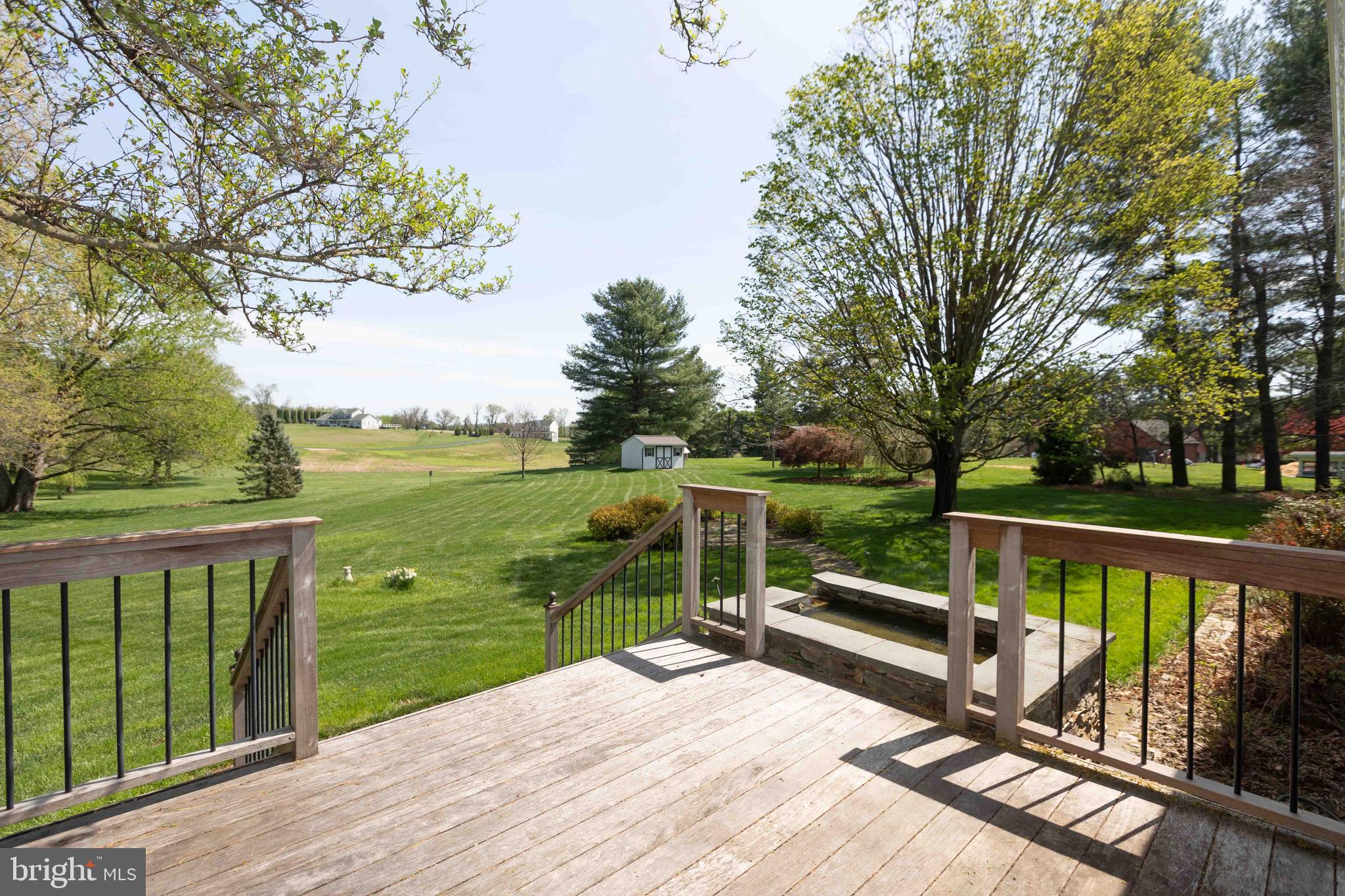 HAMPSTEAD - Residential