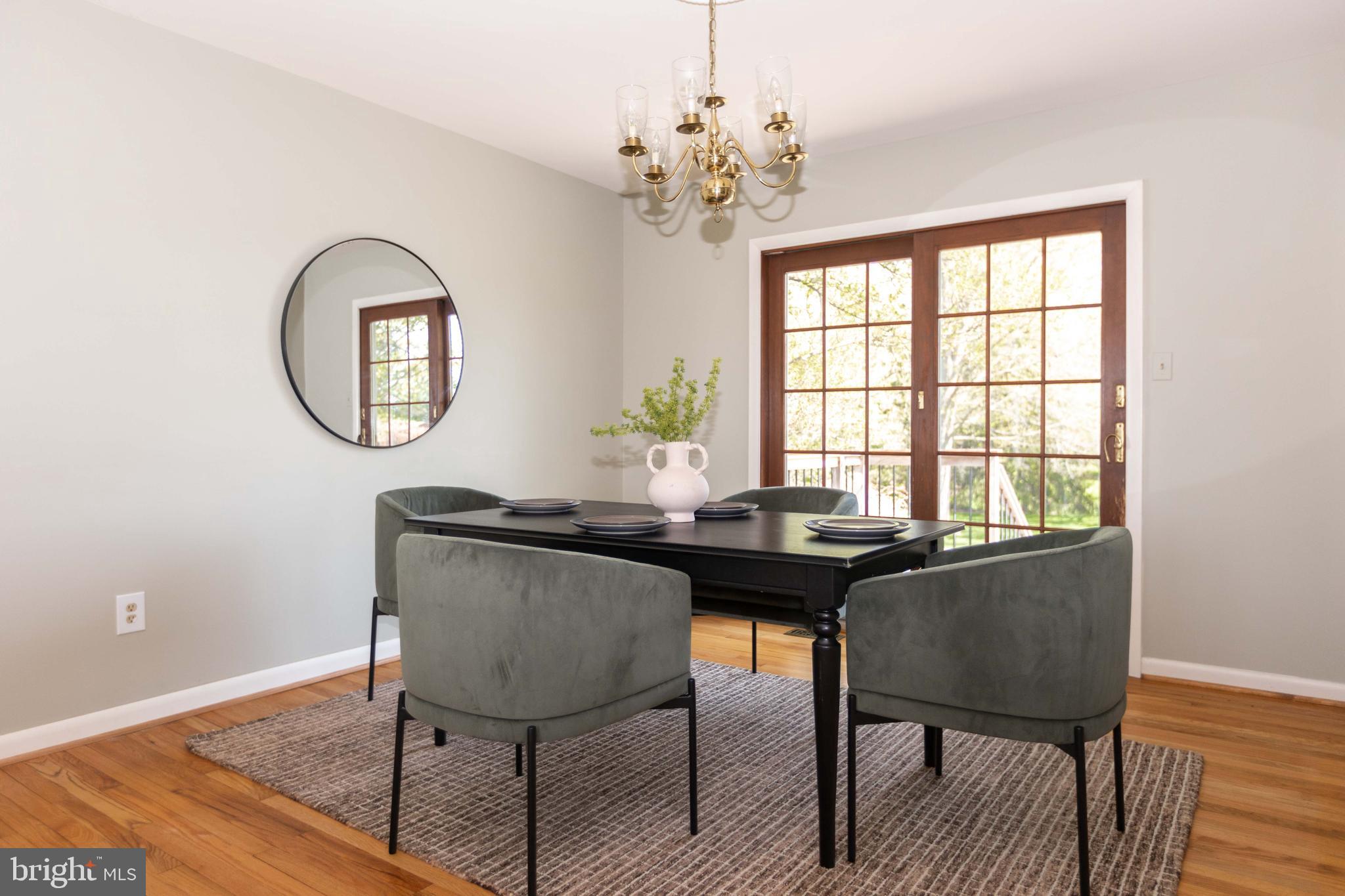 HAMPSTEAD - Residential