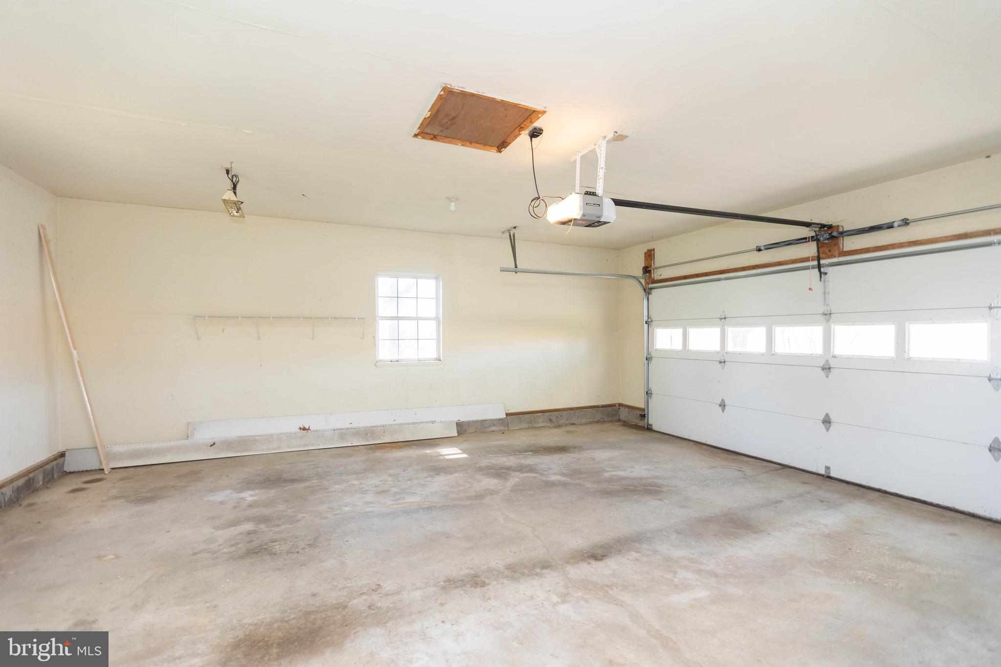 HAMPSTEAD - Residential