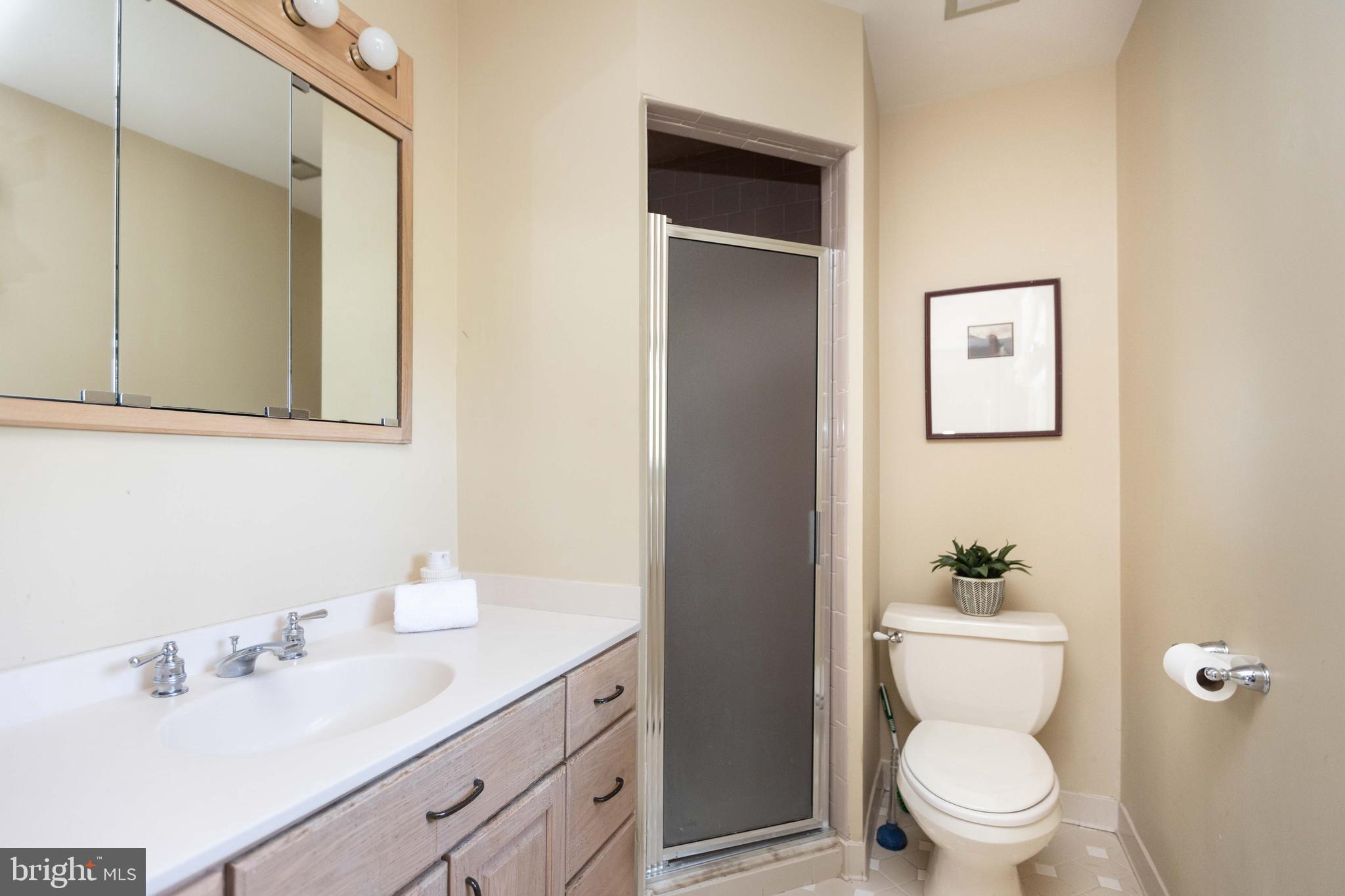 HAMPSTEAD - Residential