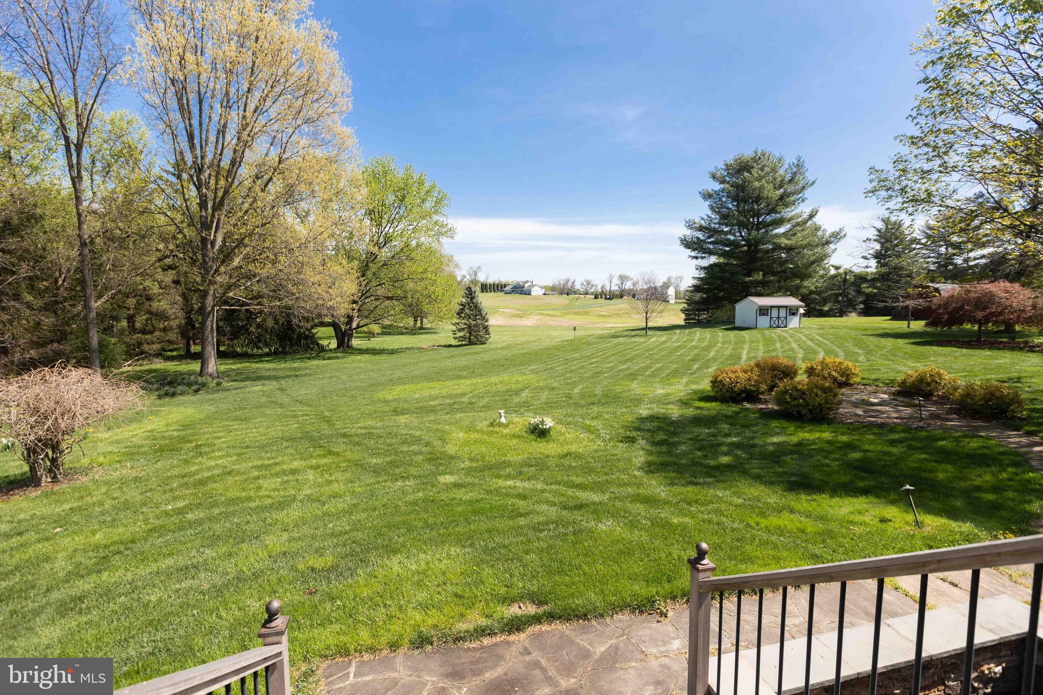 HAMPSTEAD - Residential