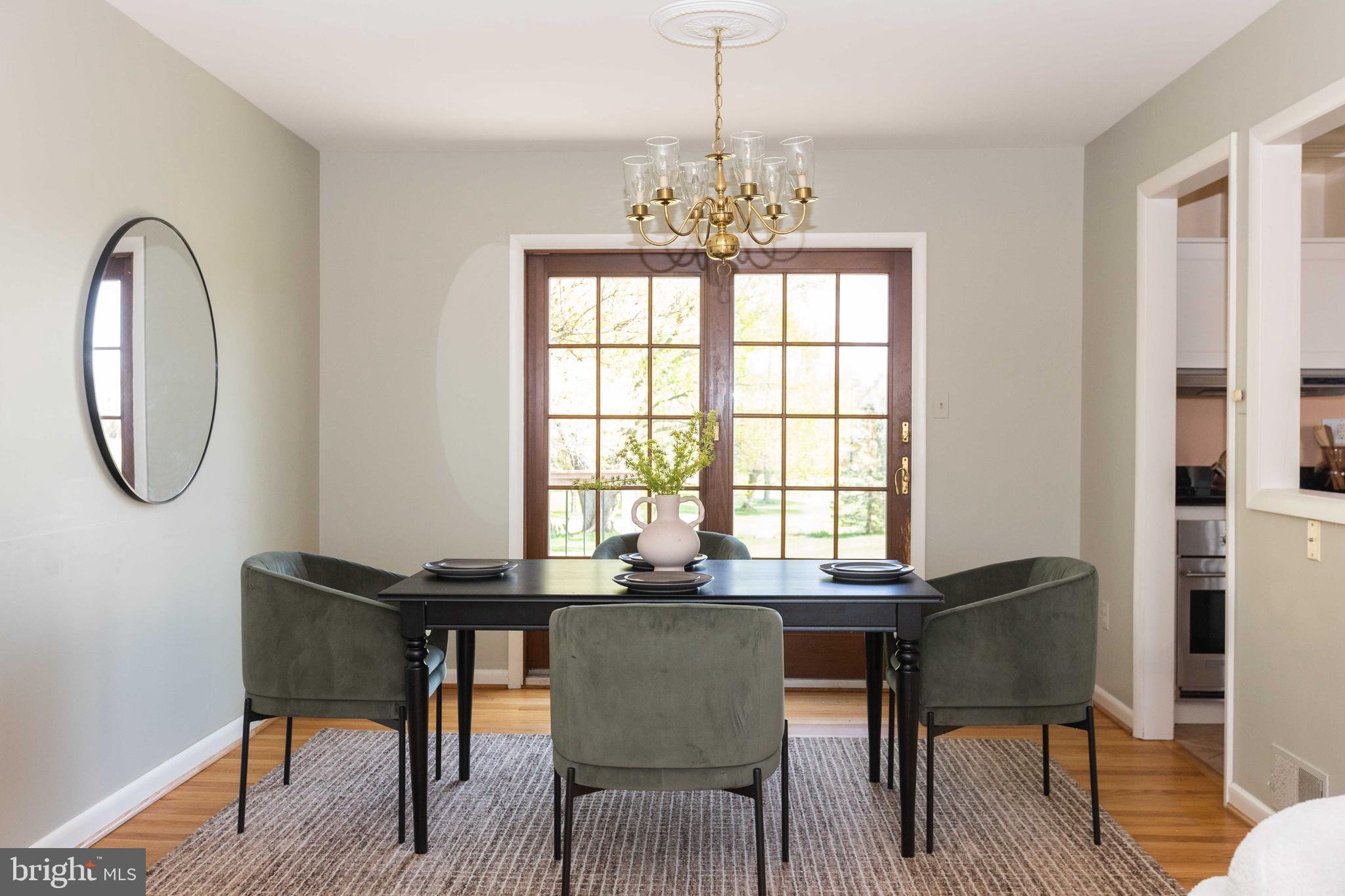 HAMPSTEAD - Residential