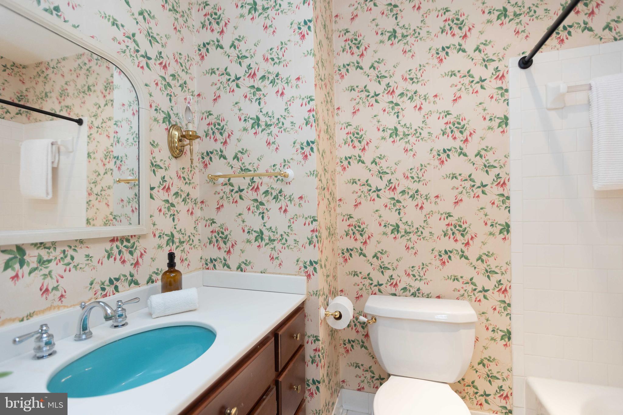 HAMPSTEAD - Residential