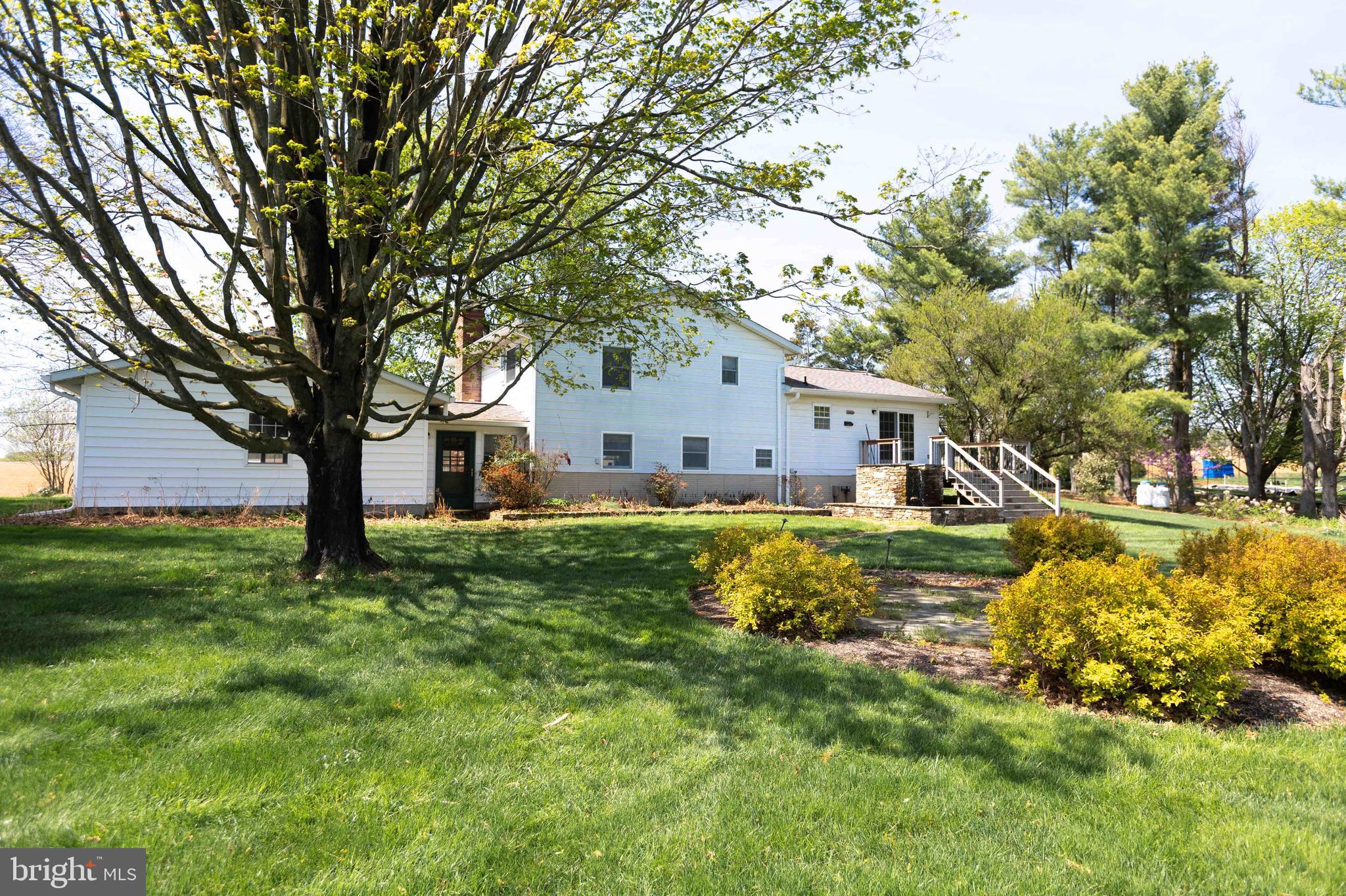 HAMPSTEAD - Residential