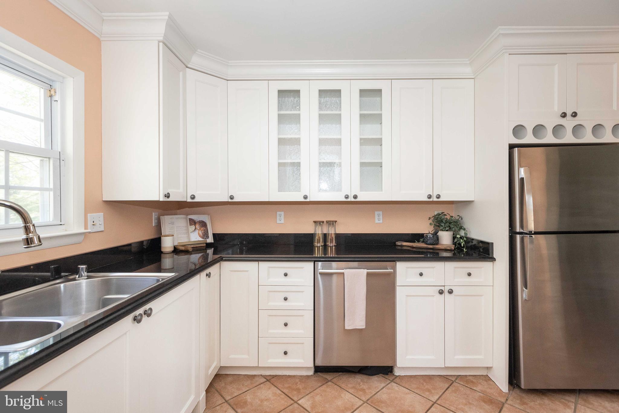 HAMPSTEAD - Residential