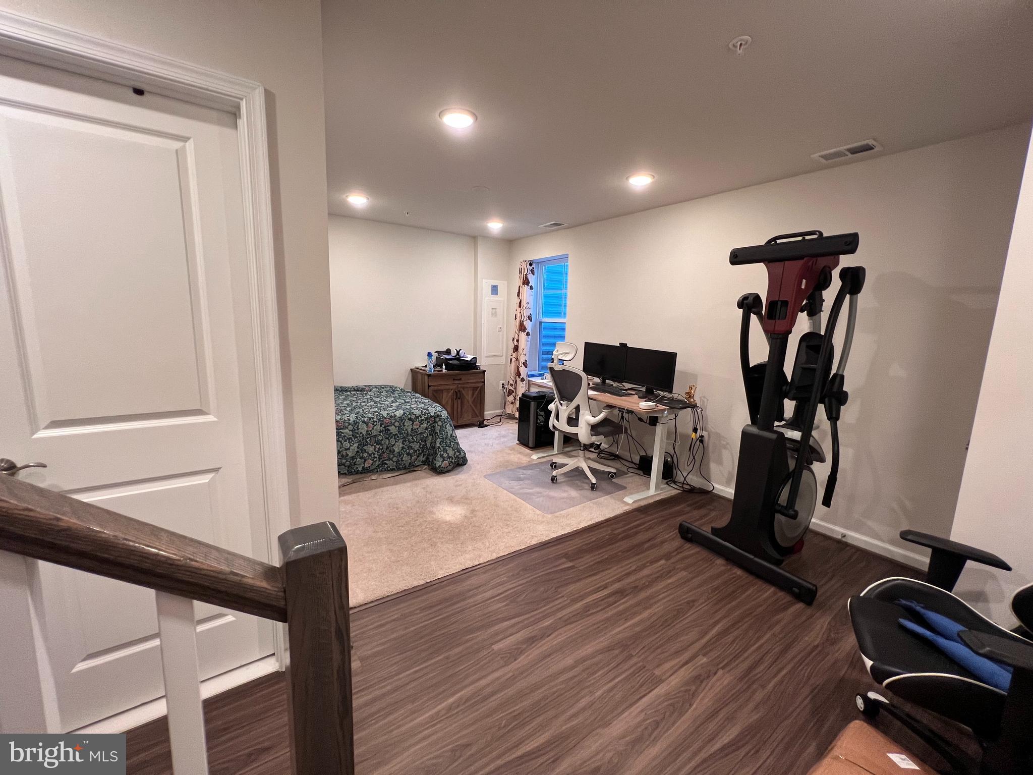 CLOVERLEAF CENTER - Residential Lease