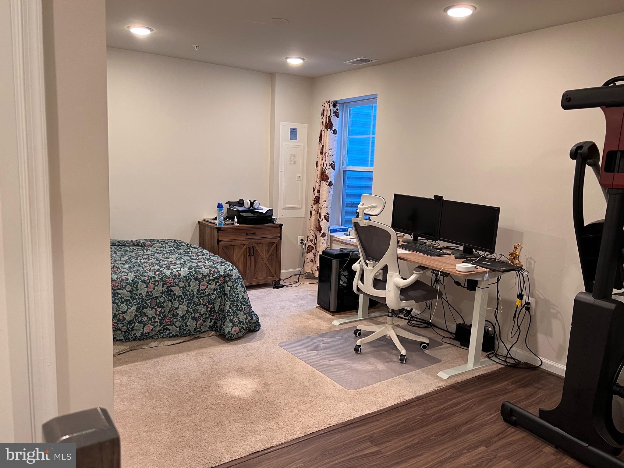 CLOVERLEAF CENTER - Residential Lease