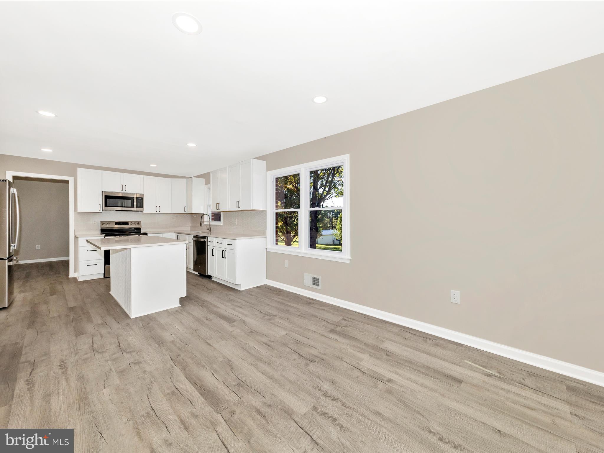 VALLEY OVERLOOK - Residential