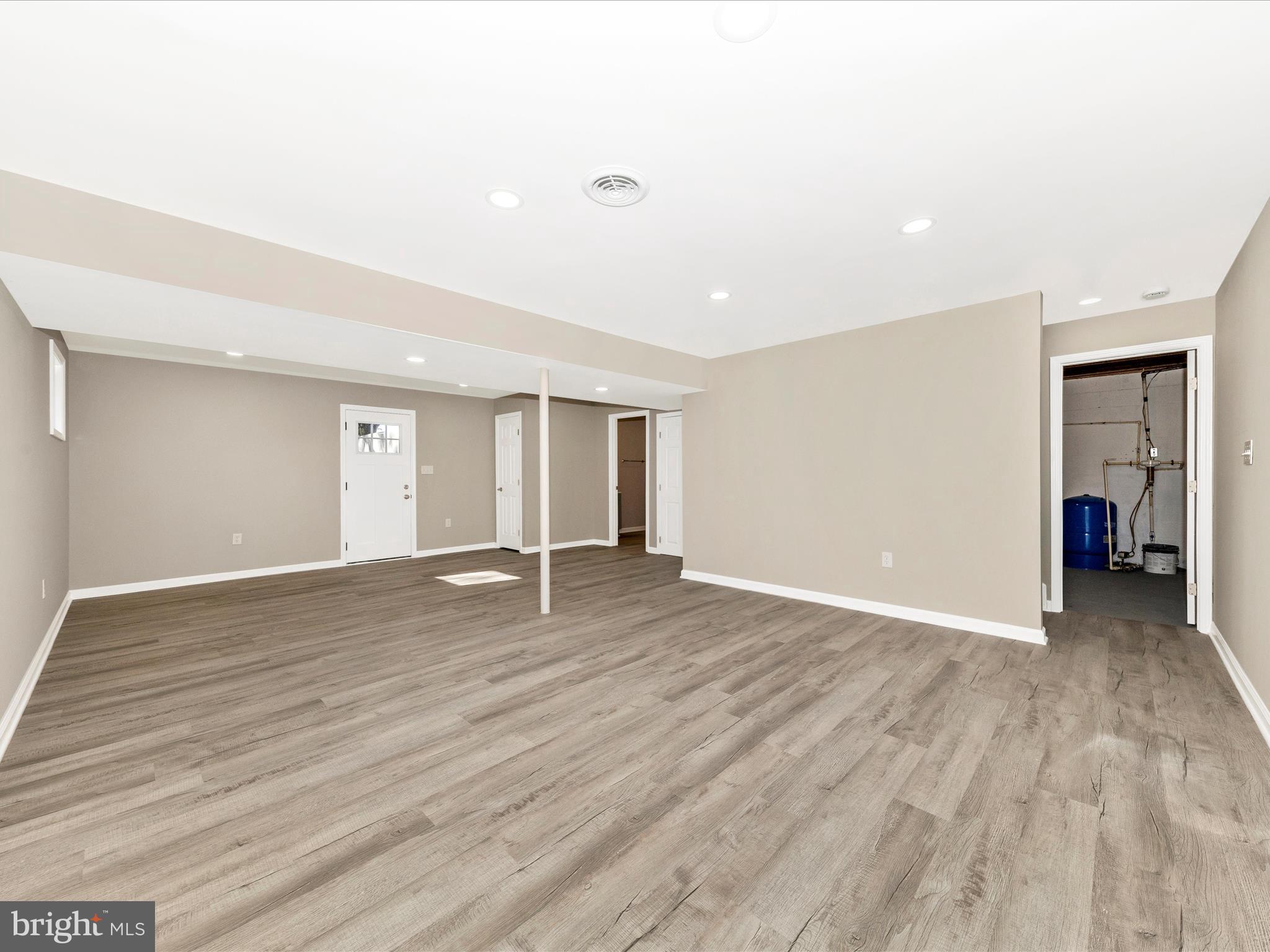 VALLEY OVERLOOK - Residential