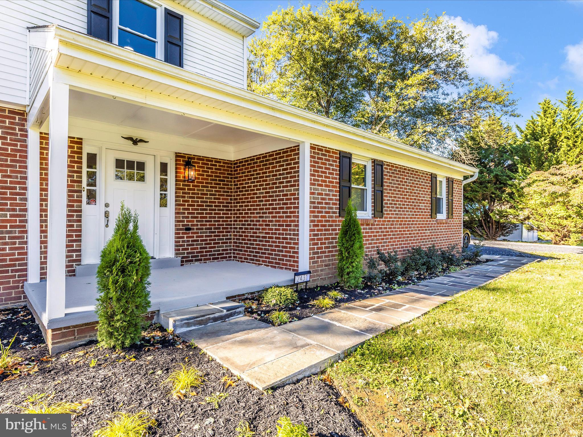 VALLEY OVERLOOK - Residential