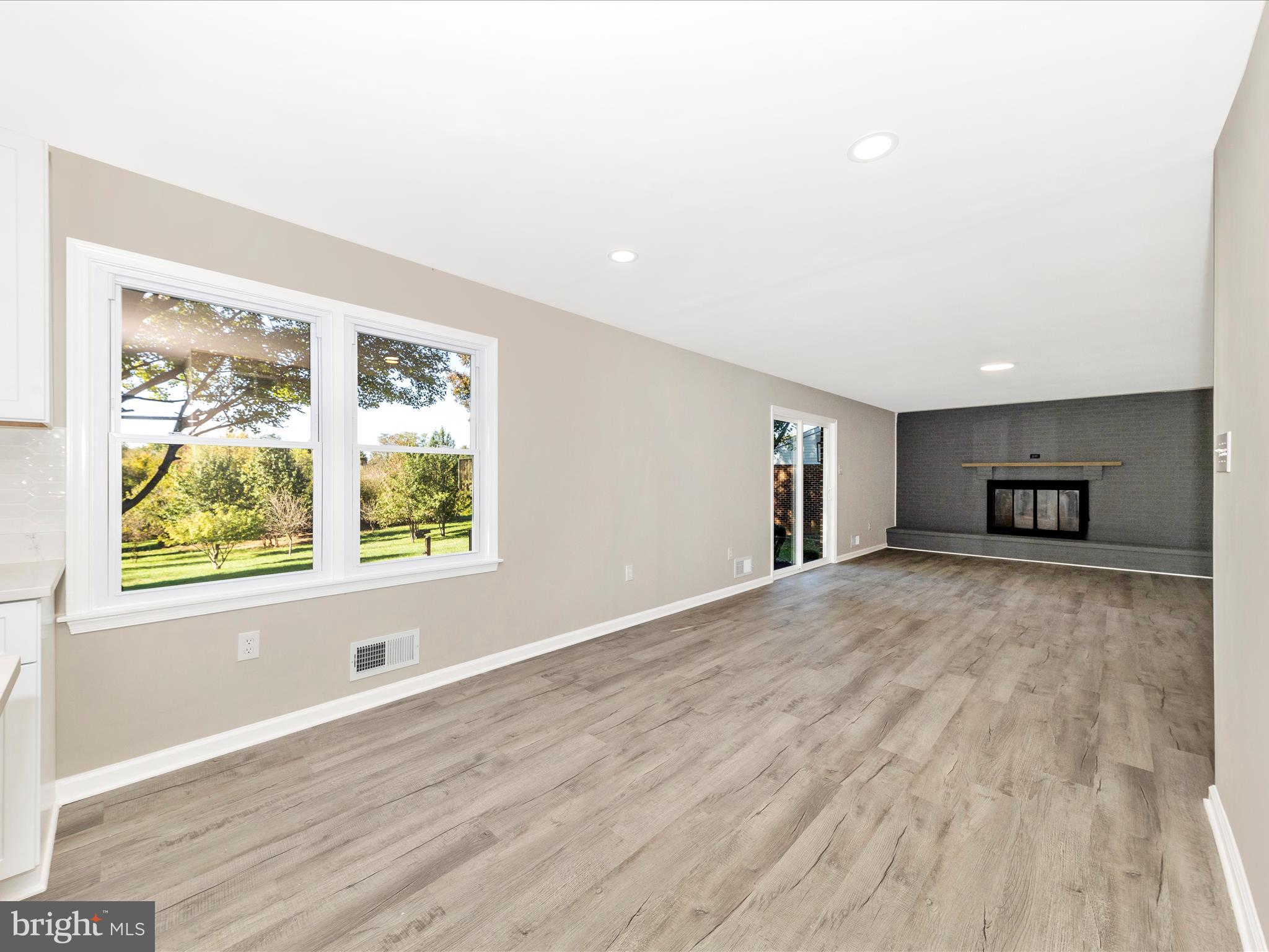 VALLEY OVERLOOK - Residential