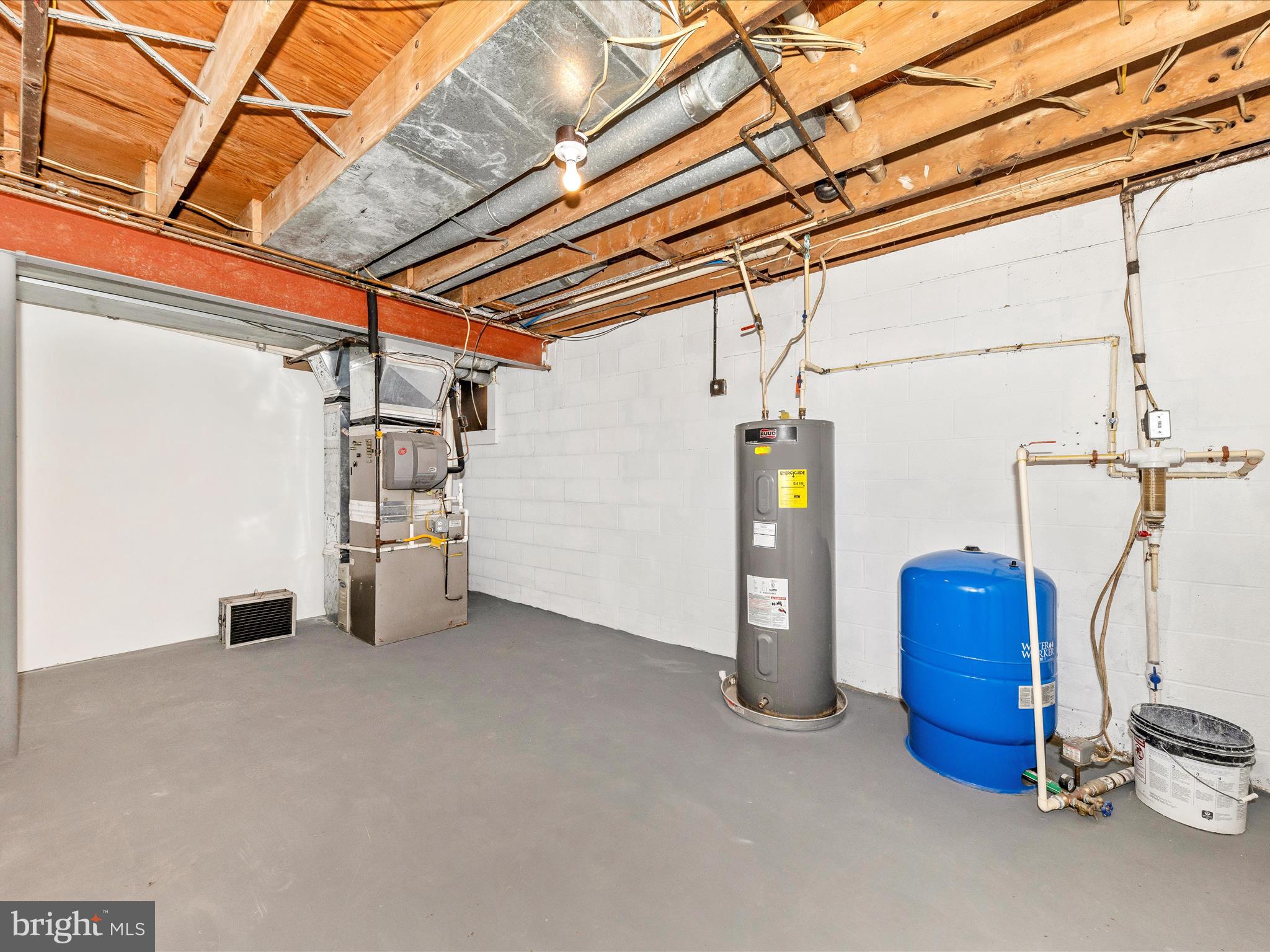 VALLEY OVERLOOK - Residential