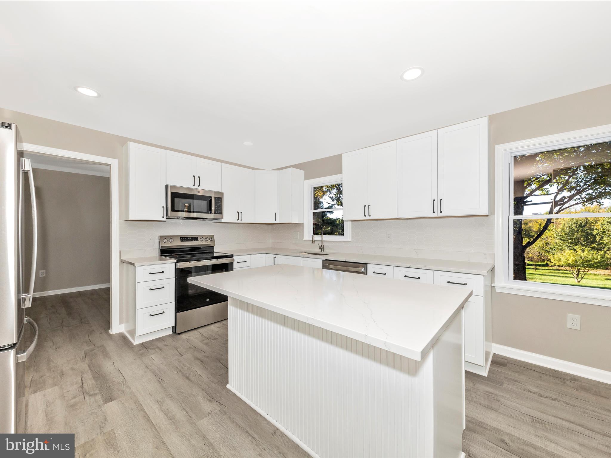 VALLEY OVERLOOK - Residential