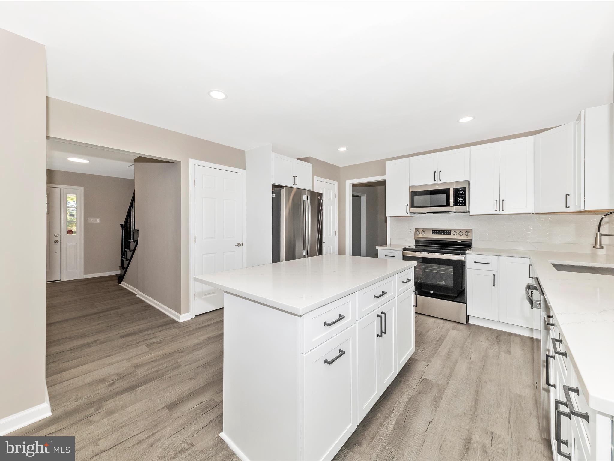 VALLEY OVERLOOK - Residential